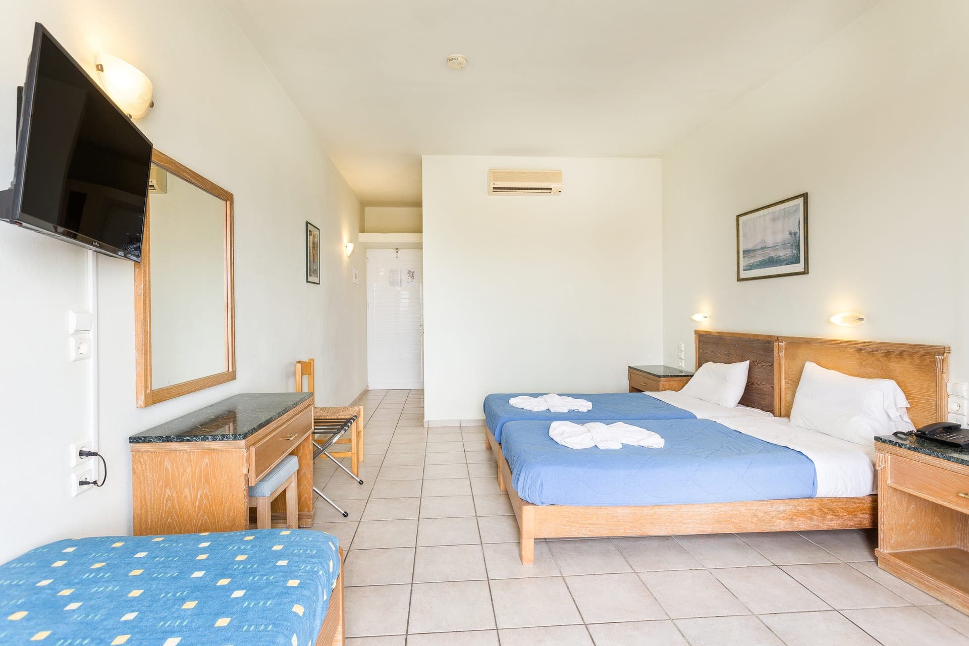 room-types-ALONIACHAN-ST-0.jpg