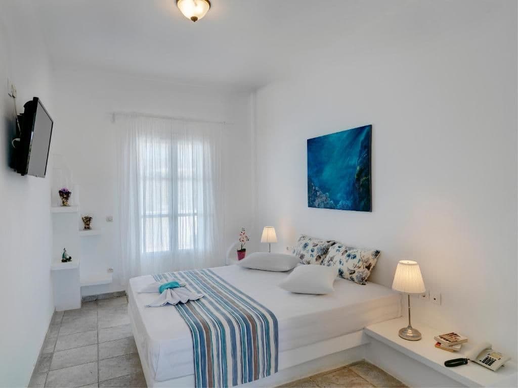 room-types-ALONIPAROS-DBLSEA-0.jpg