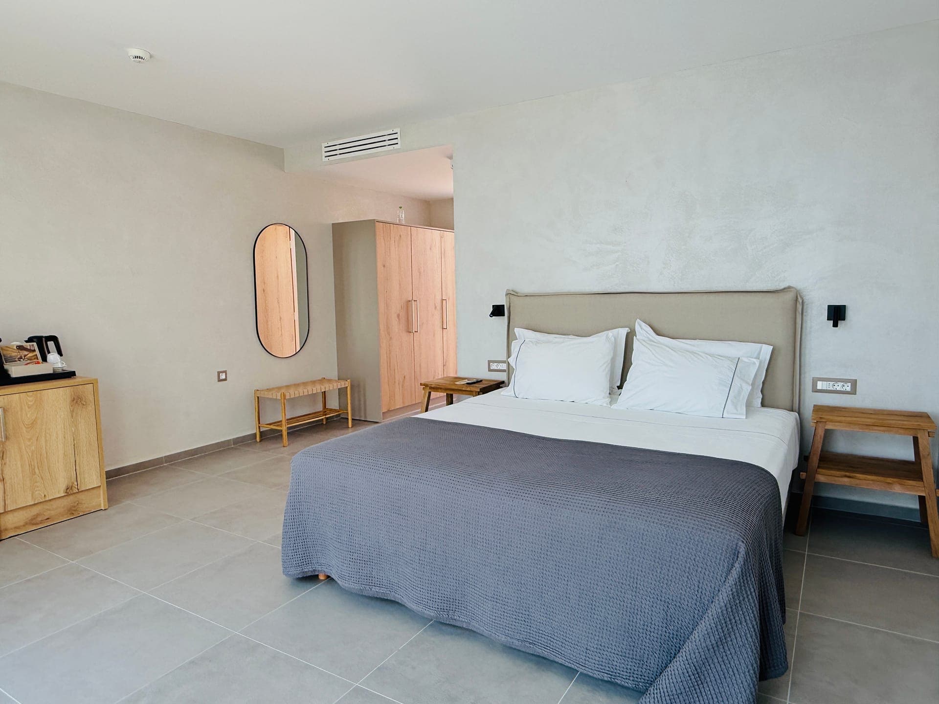 room-types-ALONSEVOU-SPO-0.jpg