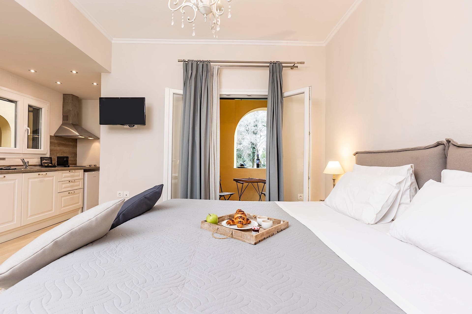 room-types-ALVIASUIT-STU-0.jpg