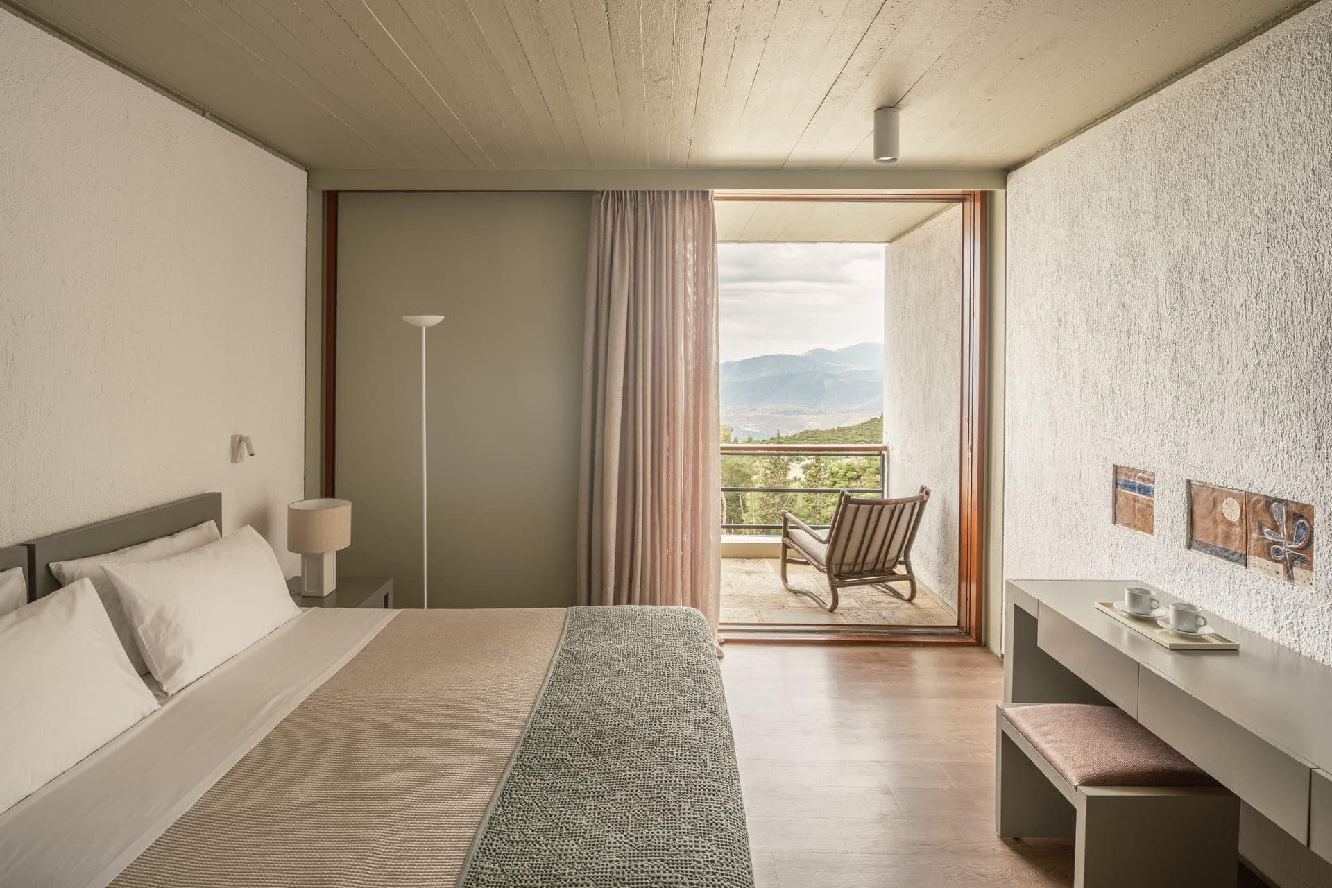 room-types-AMALIADEL-CLSC-0.jpg