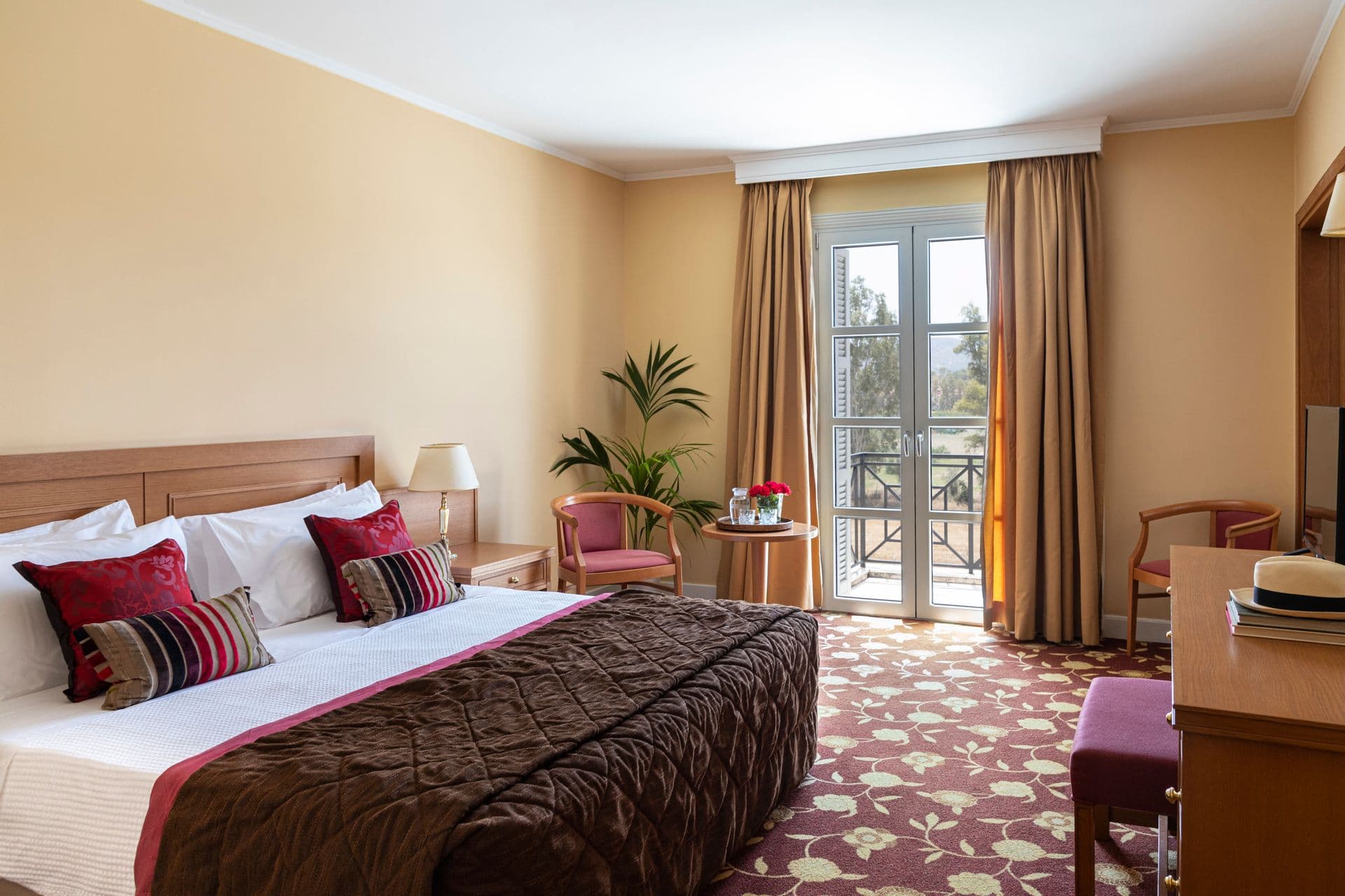 room-types-AMALIANAU-SUI-0.jpg