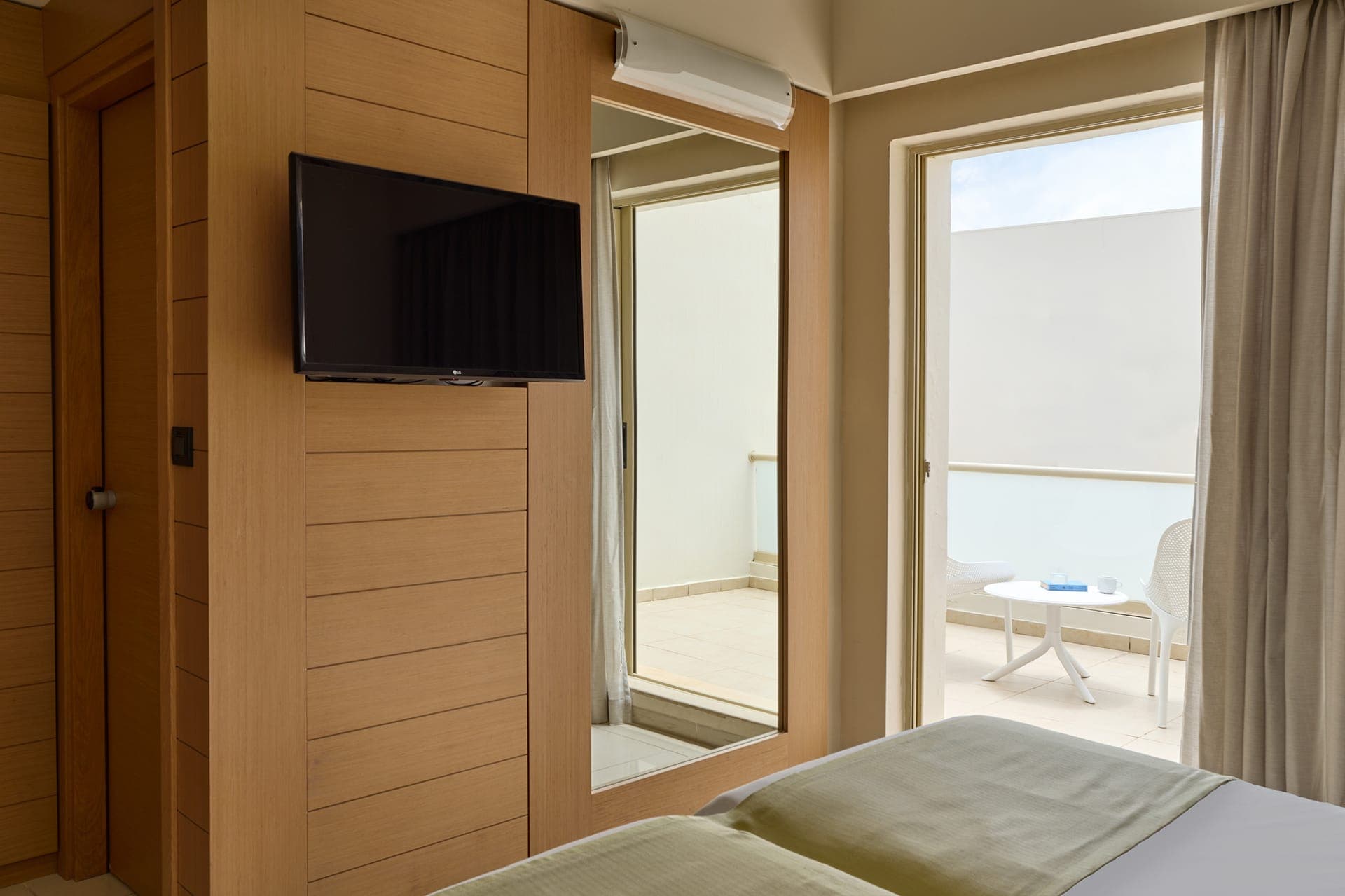 room-types-AMALTHIA-DOUBLE-0.jpg