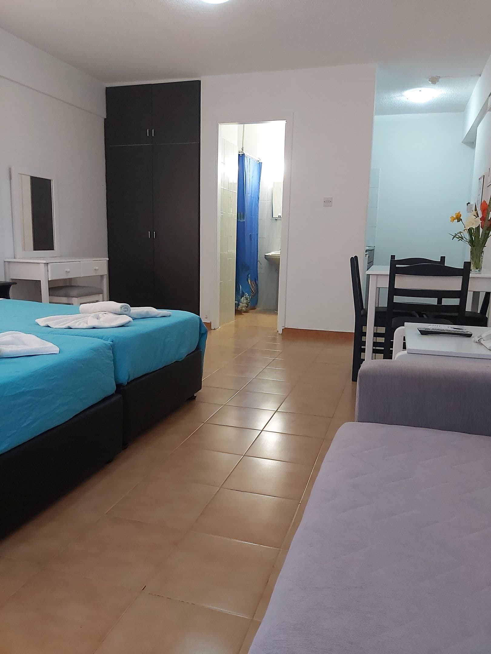 room-types-AMAOS-SQUR-0.jpg