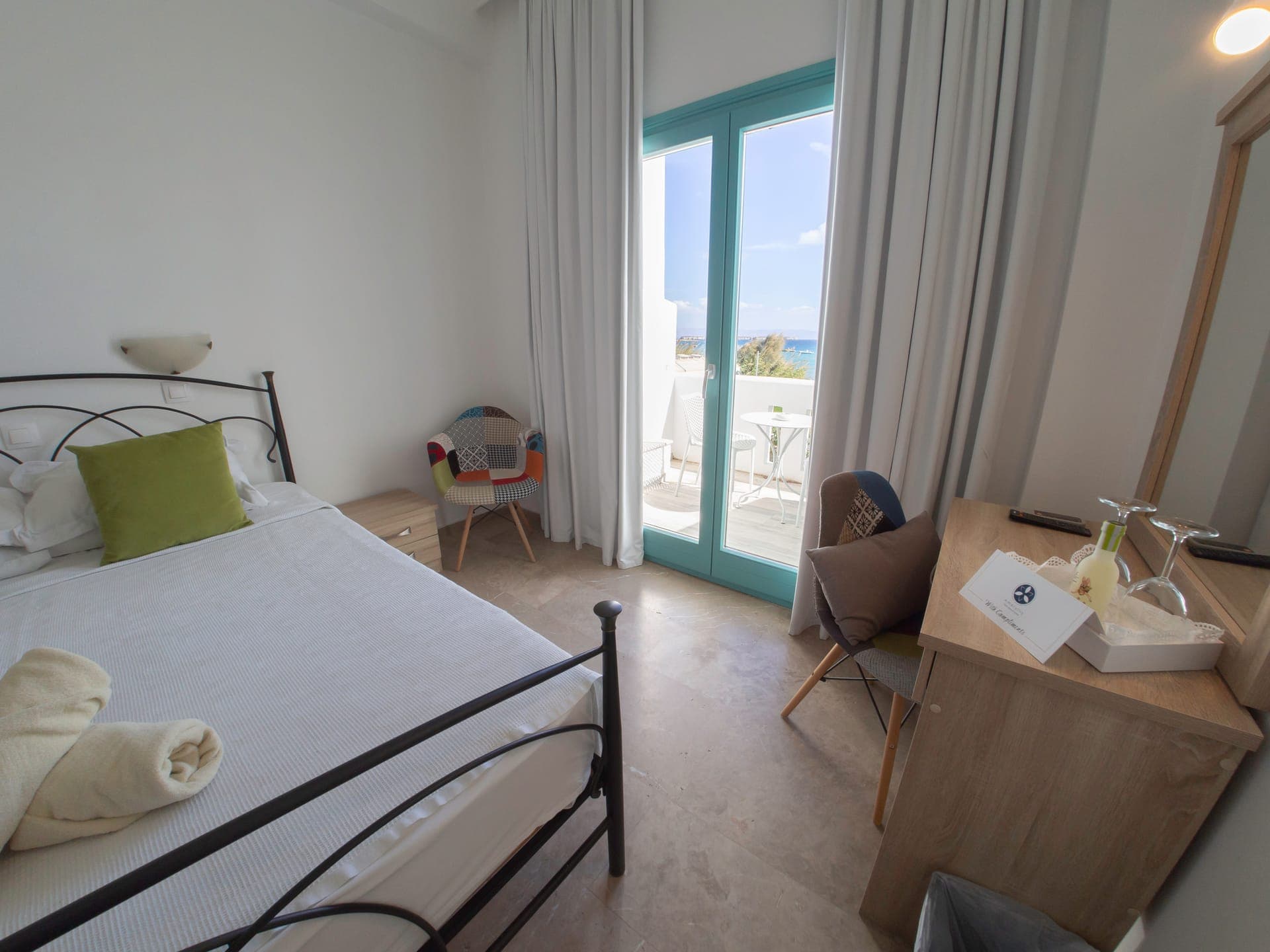 room-types-AMARYLLISB-DBLSV-0.jpg