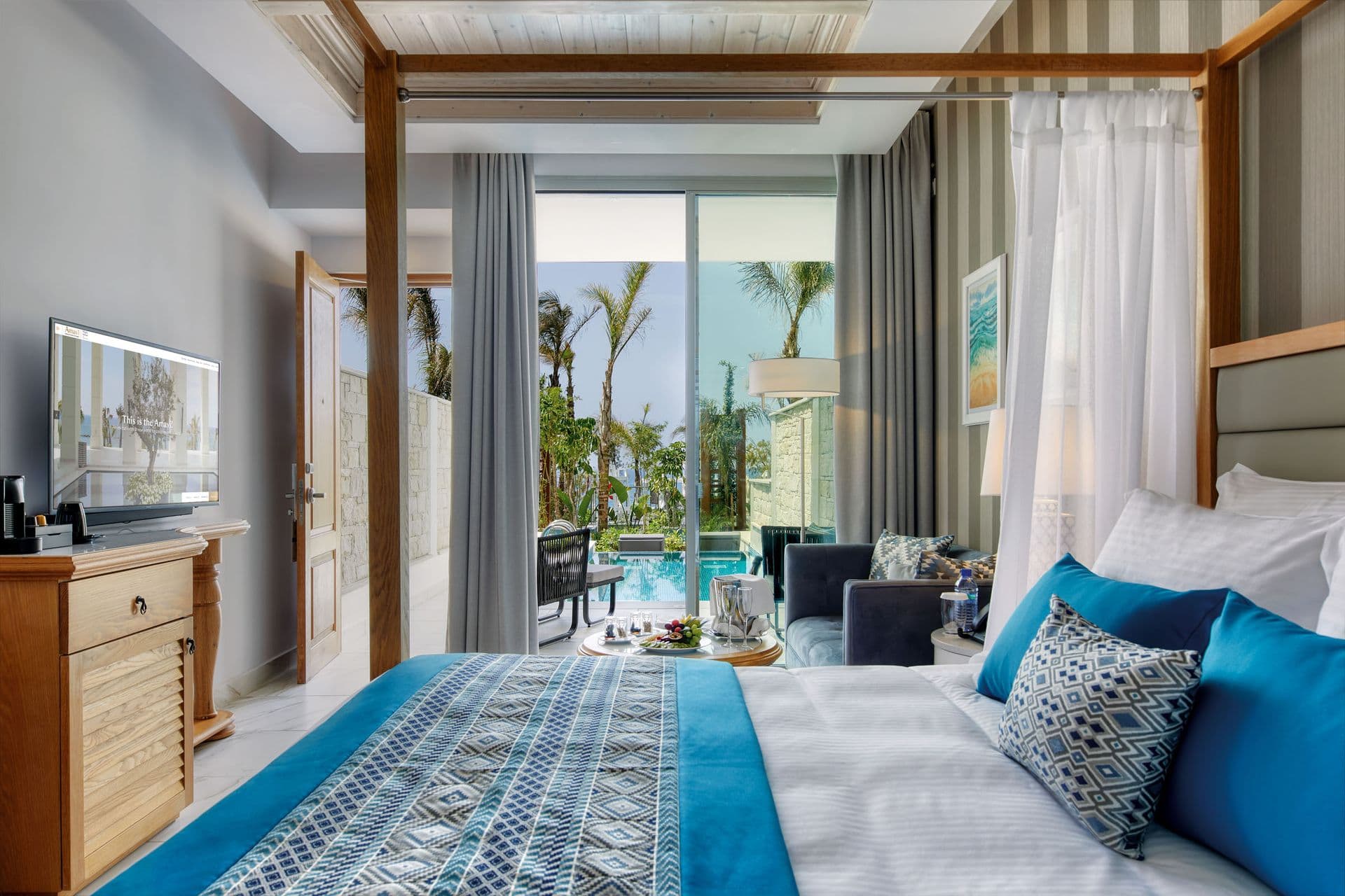 room-types-AMAVI-CABANA-0.jpg