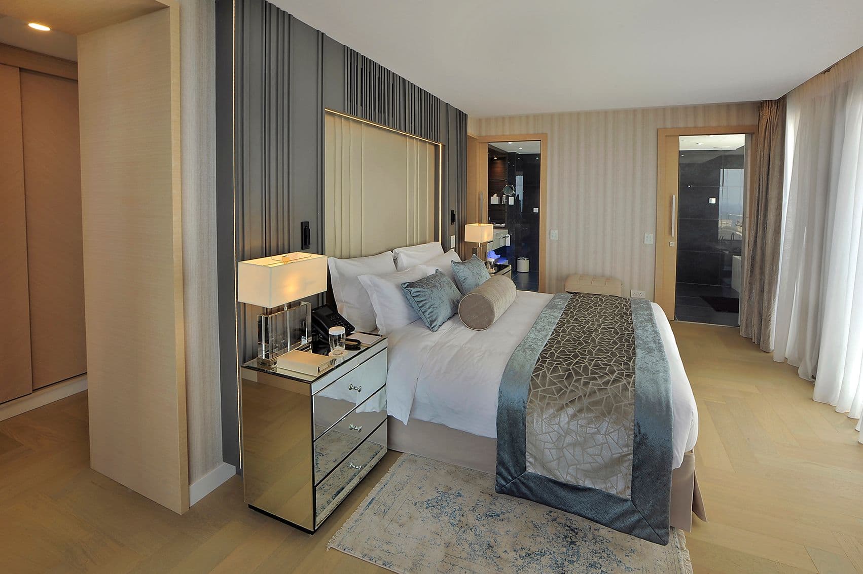 room-types-AMAVI-EXESUI-0.jpg