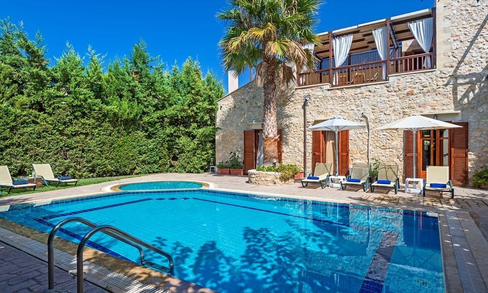 Amazing villas in Crete - Villa Asteri 1) Swimming pool