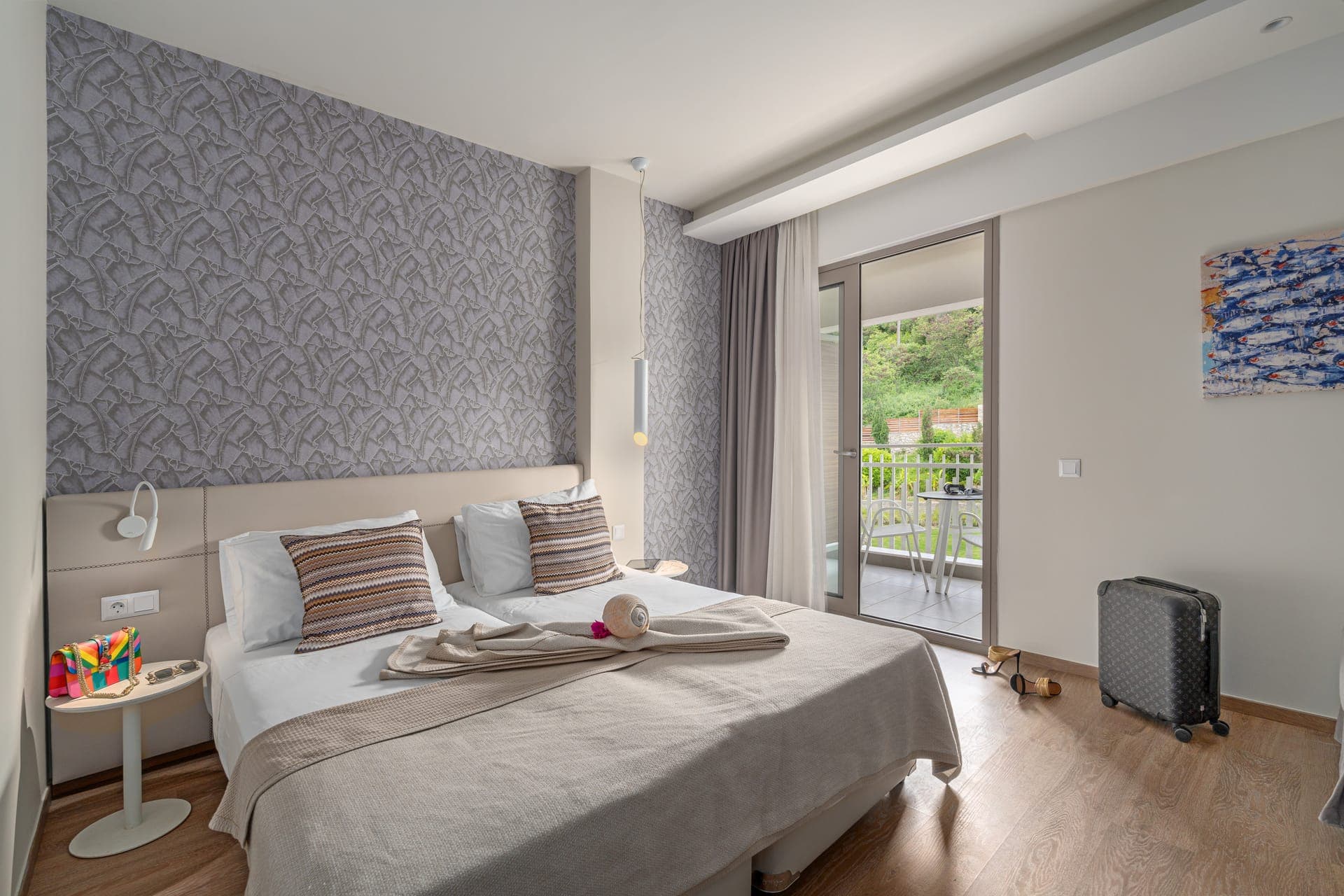 room-types-AMMONZEUS-DBL-0.jpg