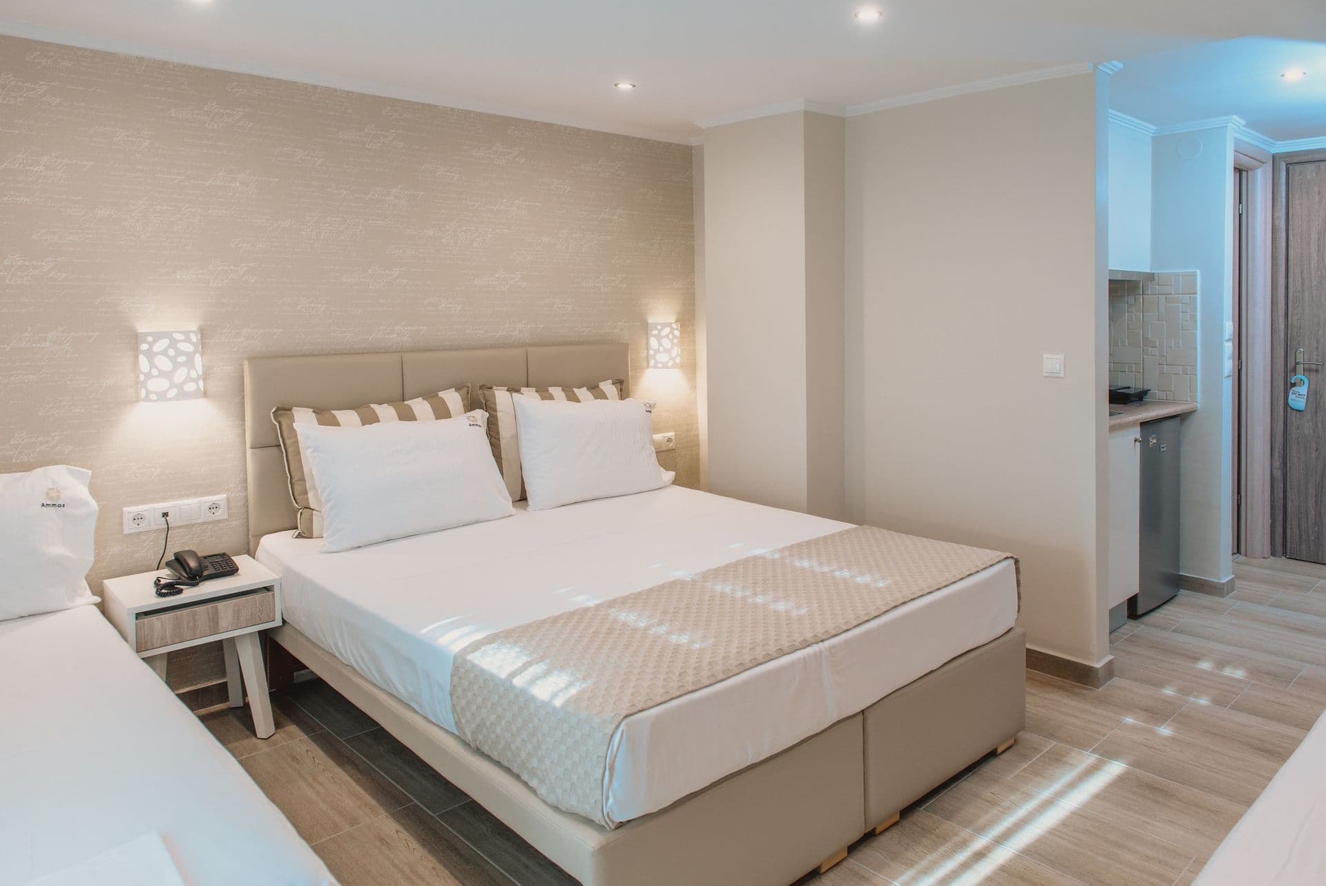 room-types-AMMOSBEACH-FAMSUP-0.jpg