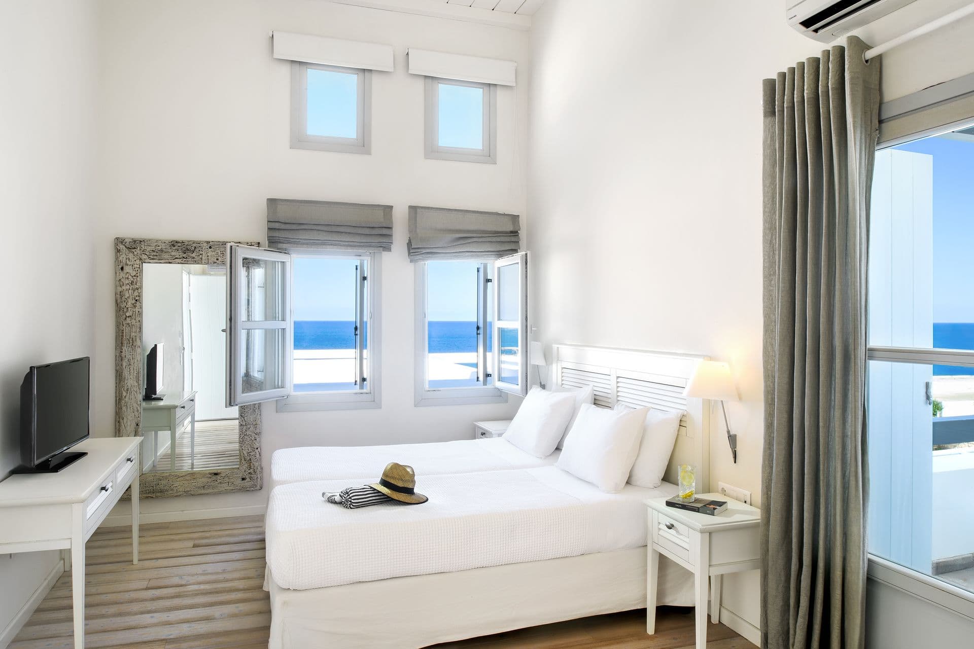 room-types-AMMOSKY-FMAISV-0.jpg