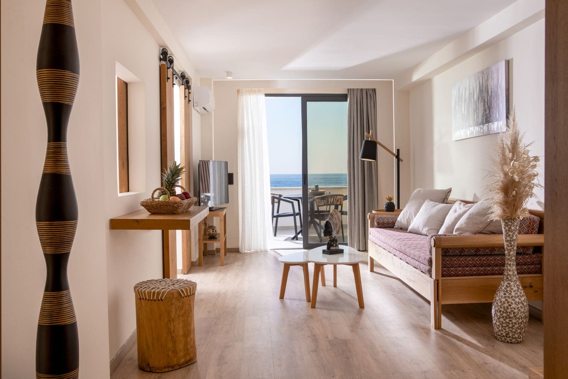 room-types-AMMOSUITES-SUPFSV-0.jpg
