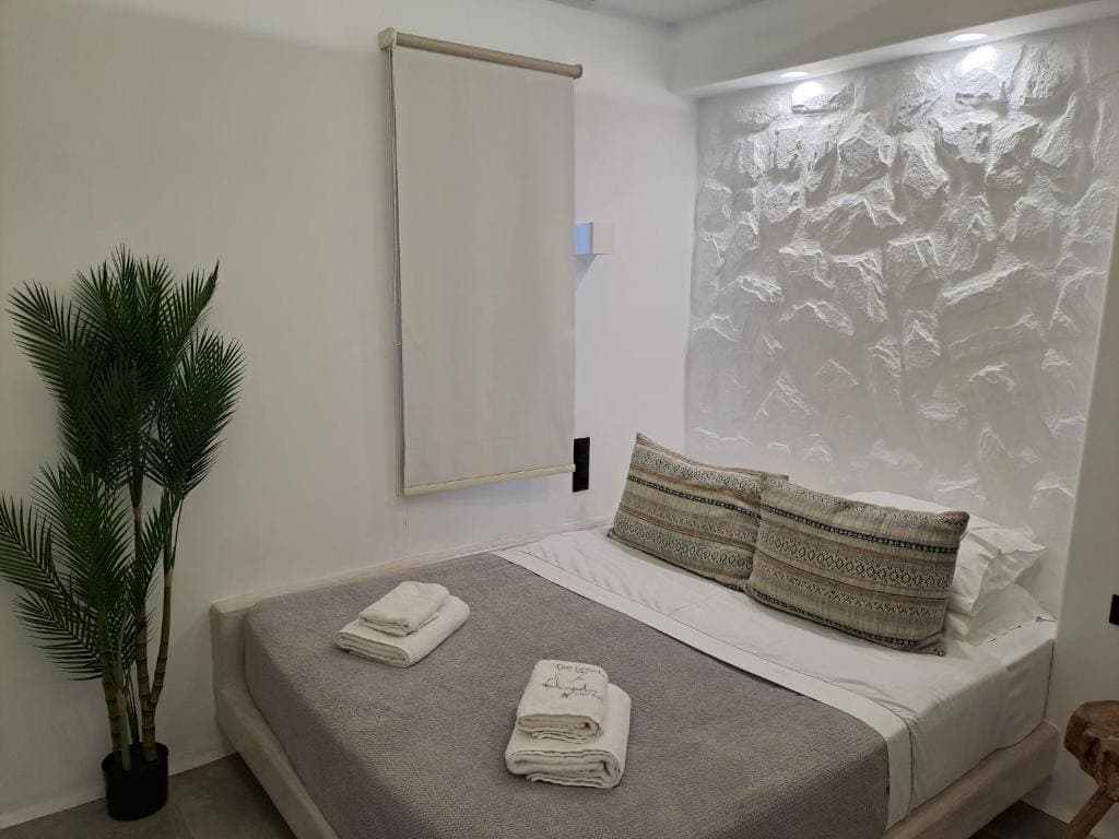 room-types-AMPELOSCAS-DXOB-0.jpg