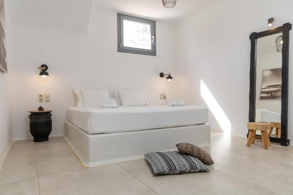 room-types-AMPELOSINN-STAP-0.jpg