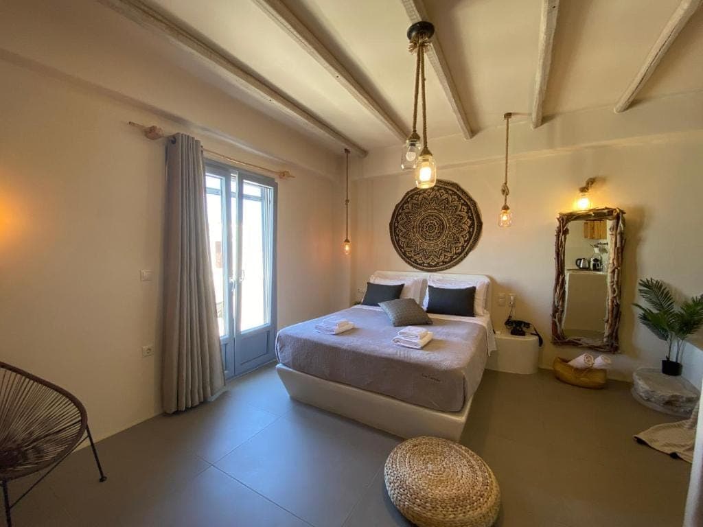 room-types-AMPELOSSUI-DXDB-0.jpg
