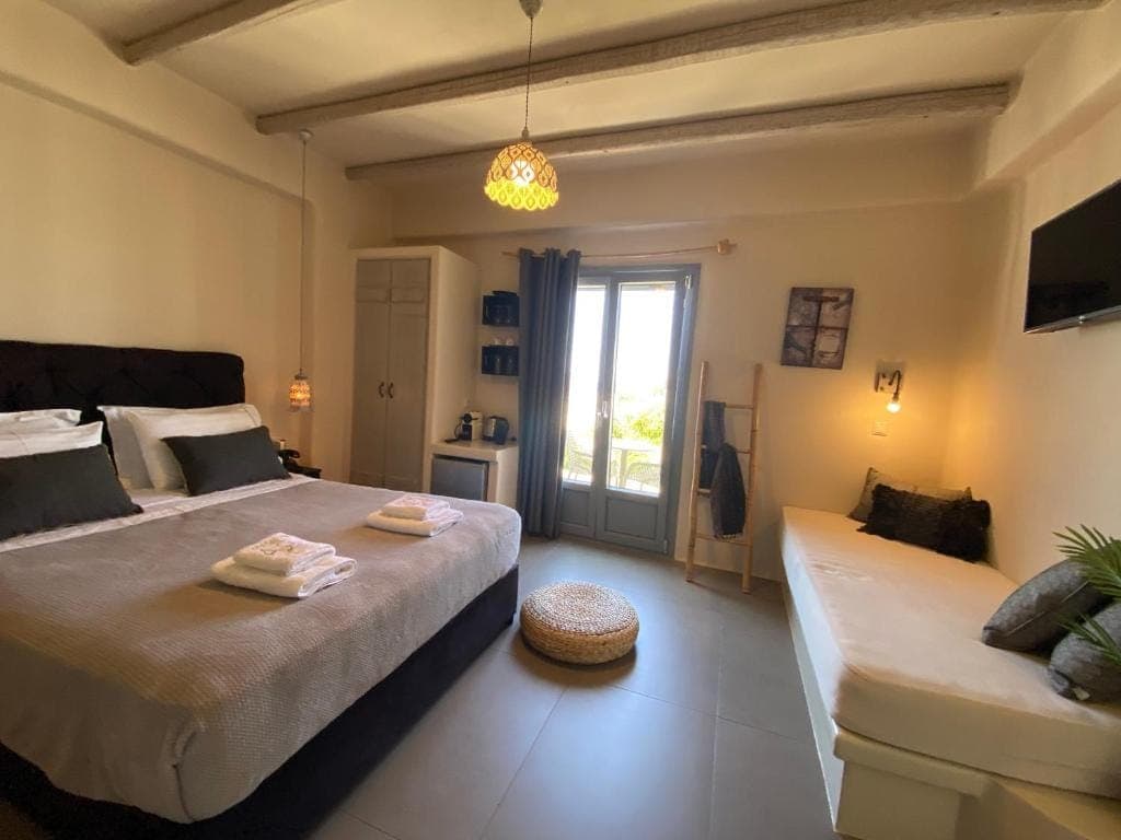 room-types-AMPELOSSUI-DXTP-0.jpg