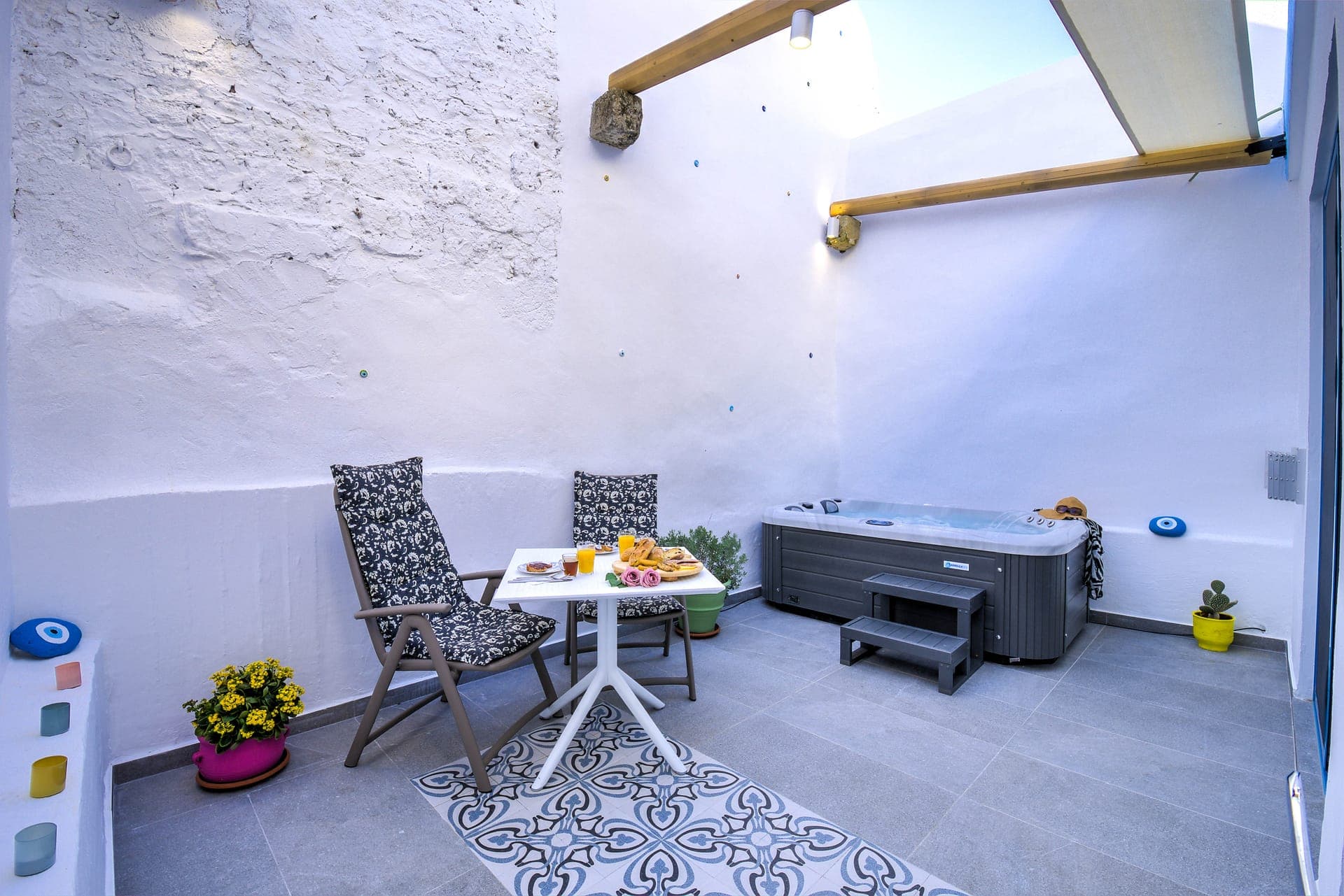 room-types-ANAKOSK-HOUSE-0.jpg
