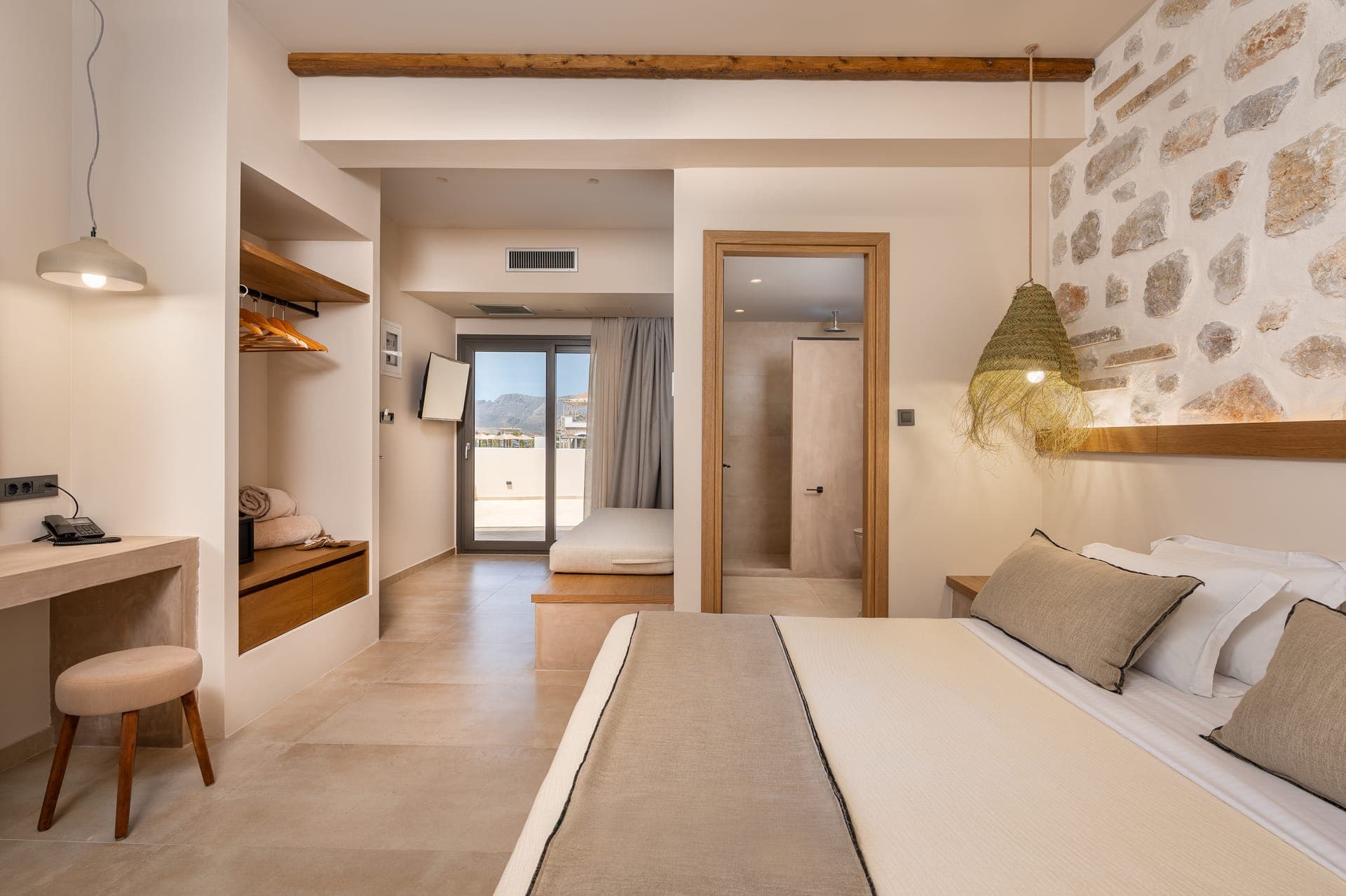 room-types-ANALEIAHTL-DDSSV-0.jpg