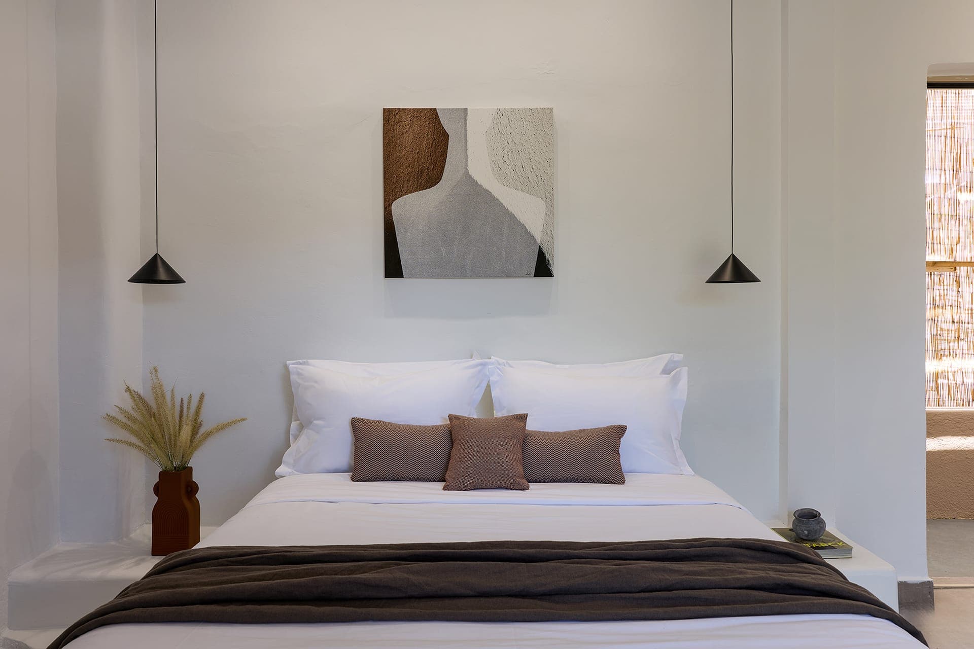 room-types-ANAMARKEA-LUXDBL-0.jpg