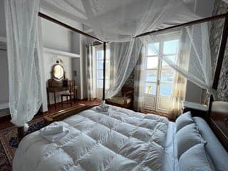 room-types-ANAMARSYMI-DLXSB-0.jpg