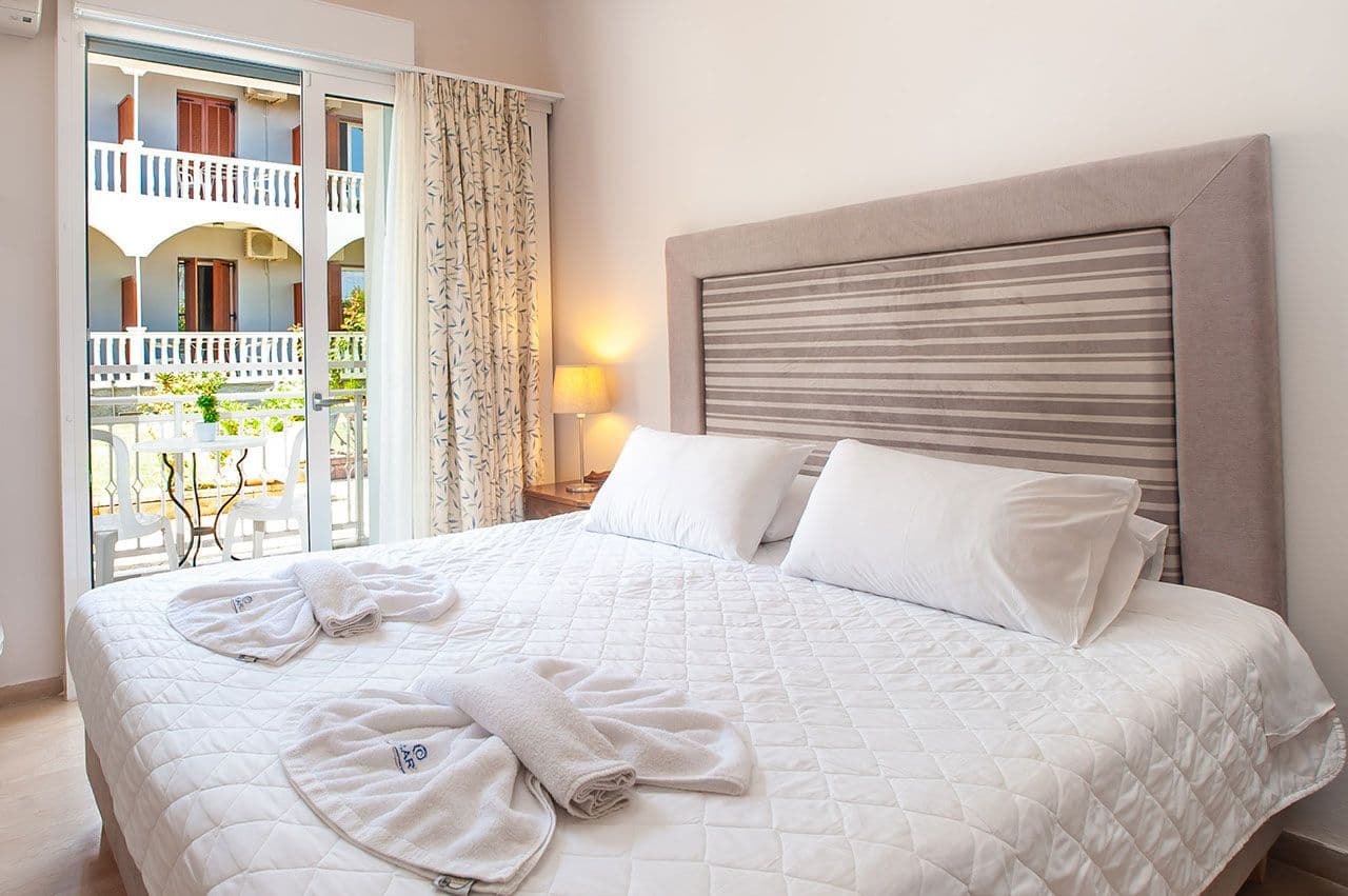 room-types-ANAMARZ-STDGV-0.jpg