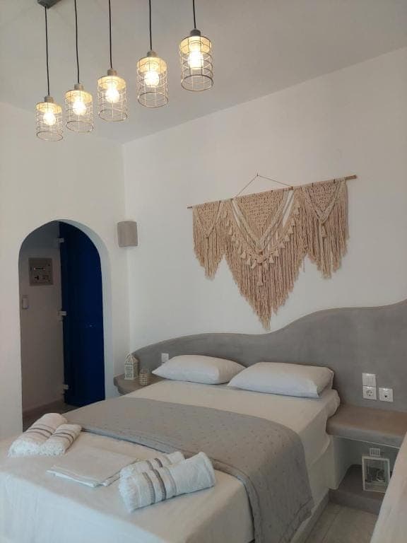 room-types-ANAMELIAHT-SVAST-0.jpg