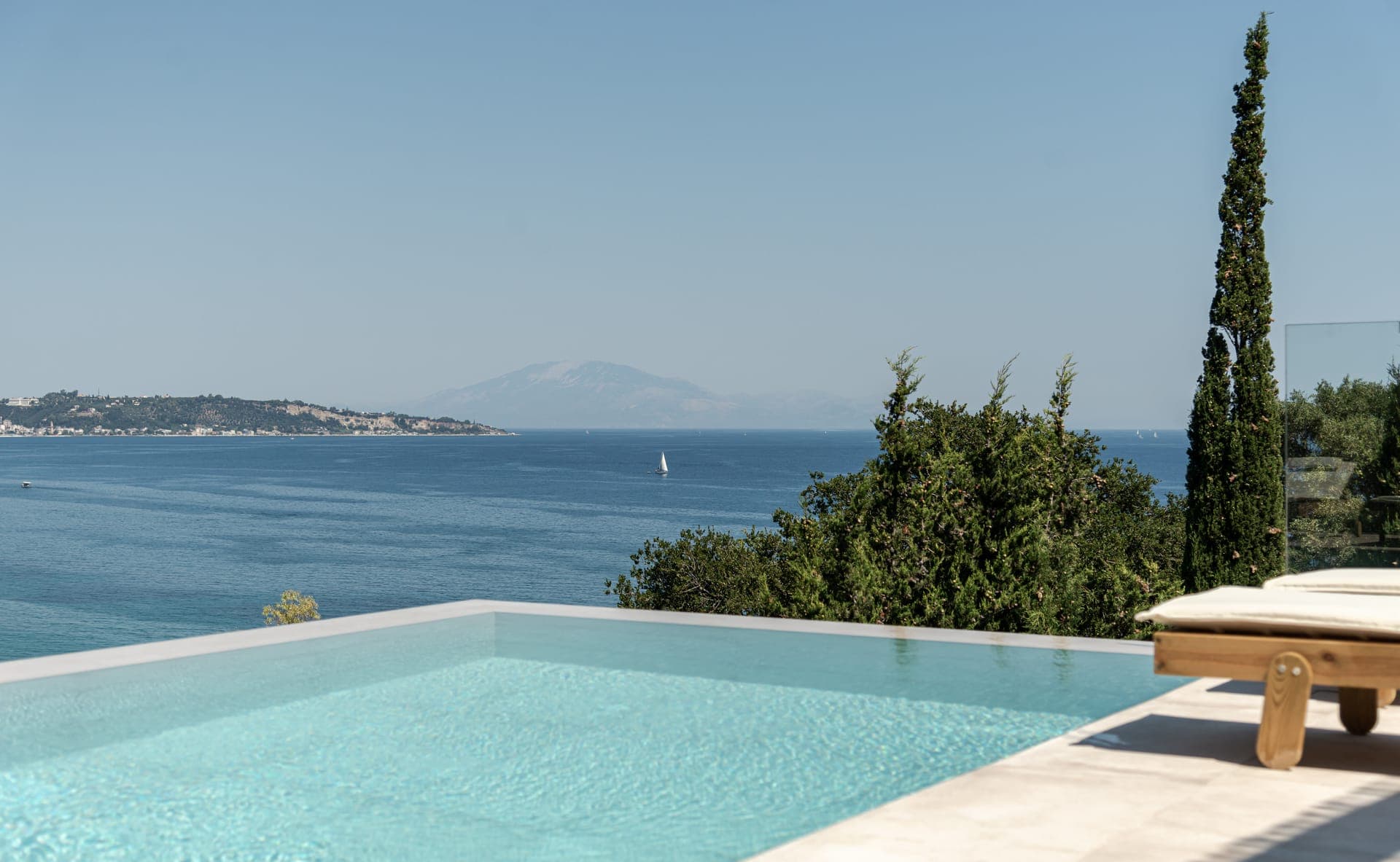 Seaview, Private pool