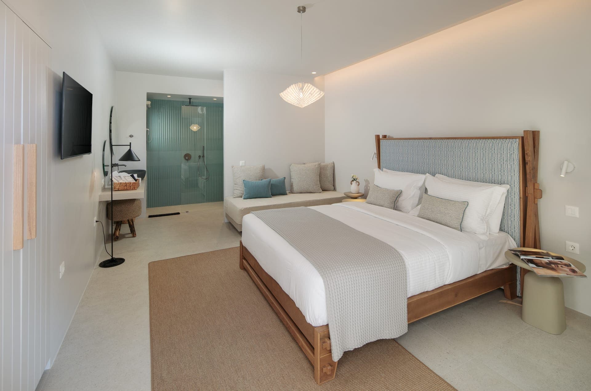 room-types-ANAPOLLOBH-LT-0.jpg