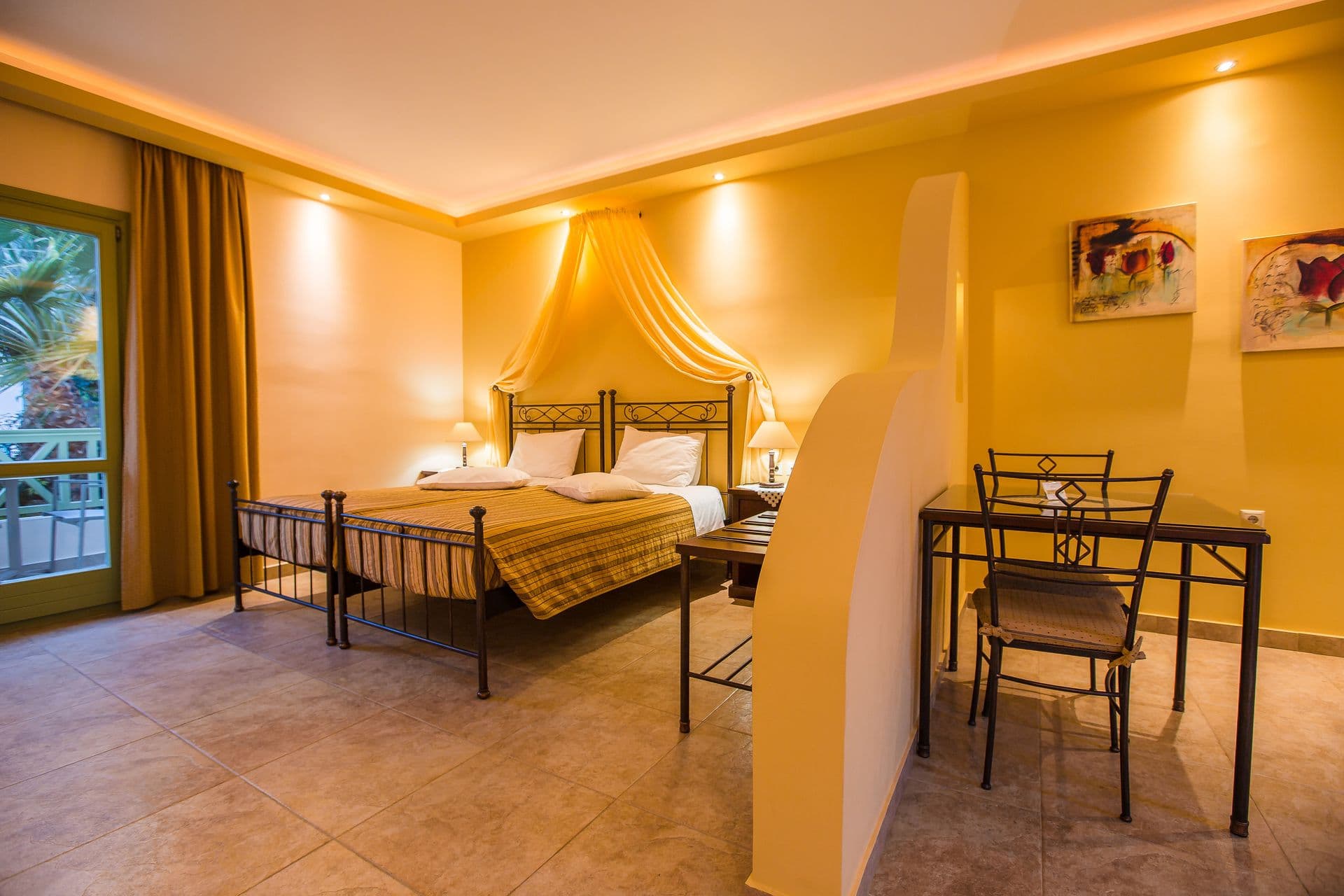 room-types-ANASSAHTL-DLXANA-0.jpg