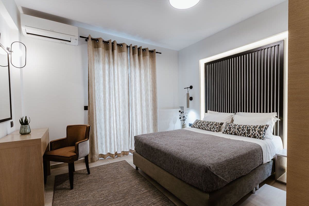 room-types-ANDREWS-DELUXE-0.jpg