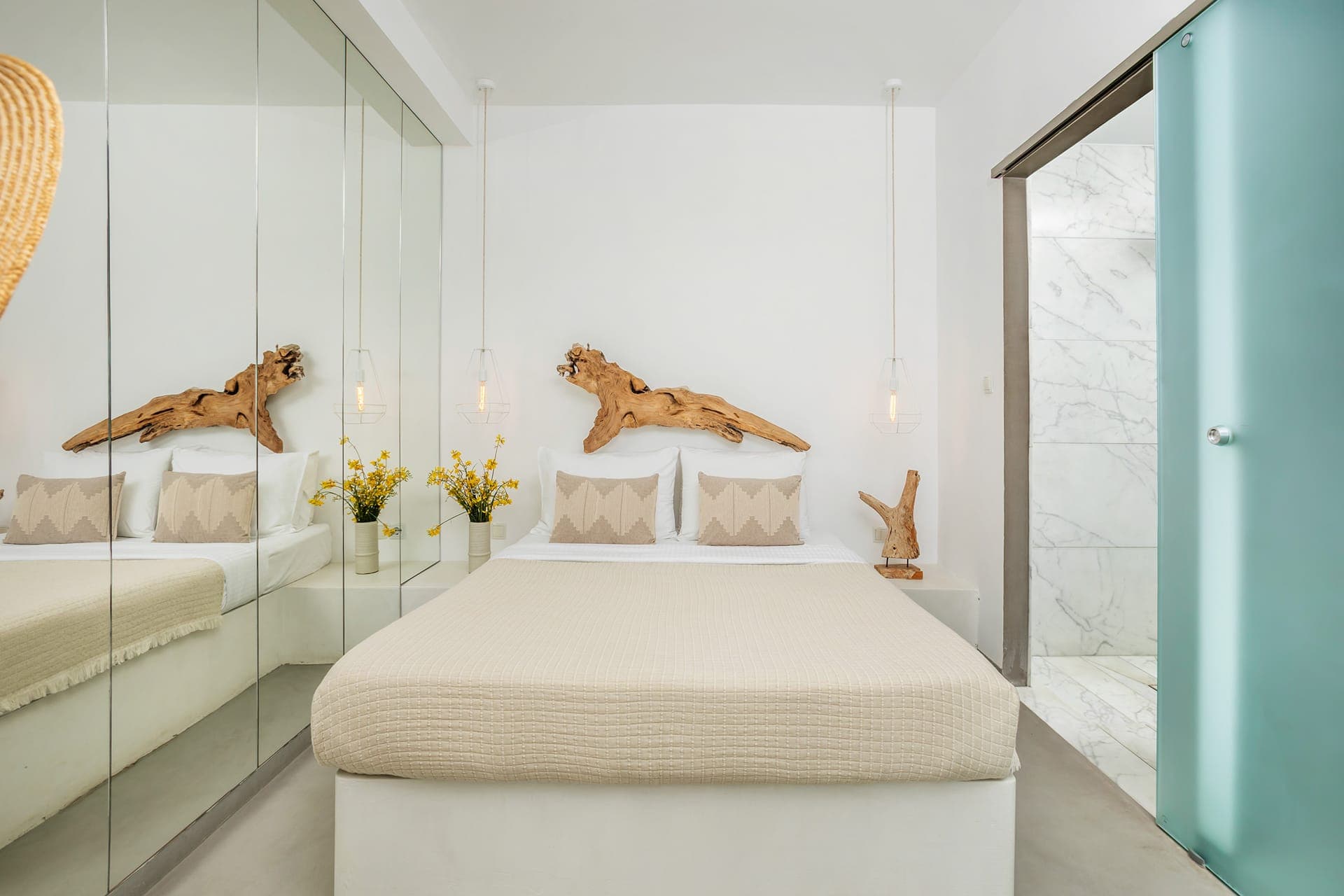 room-types-ANDRIANAB-DDSSV-0.jpg