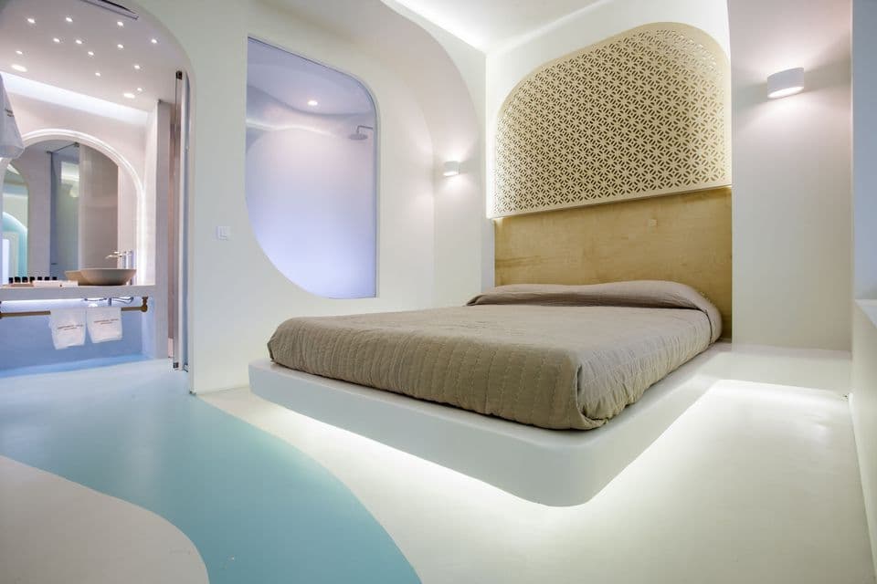 room-types-ANDRONIK-SUITE-0.jpg