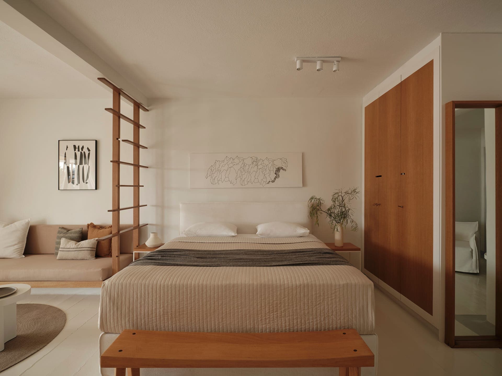 room-types-ANDRONIKOS-JSUPV-0.jpg
