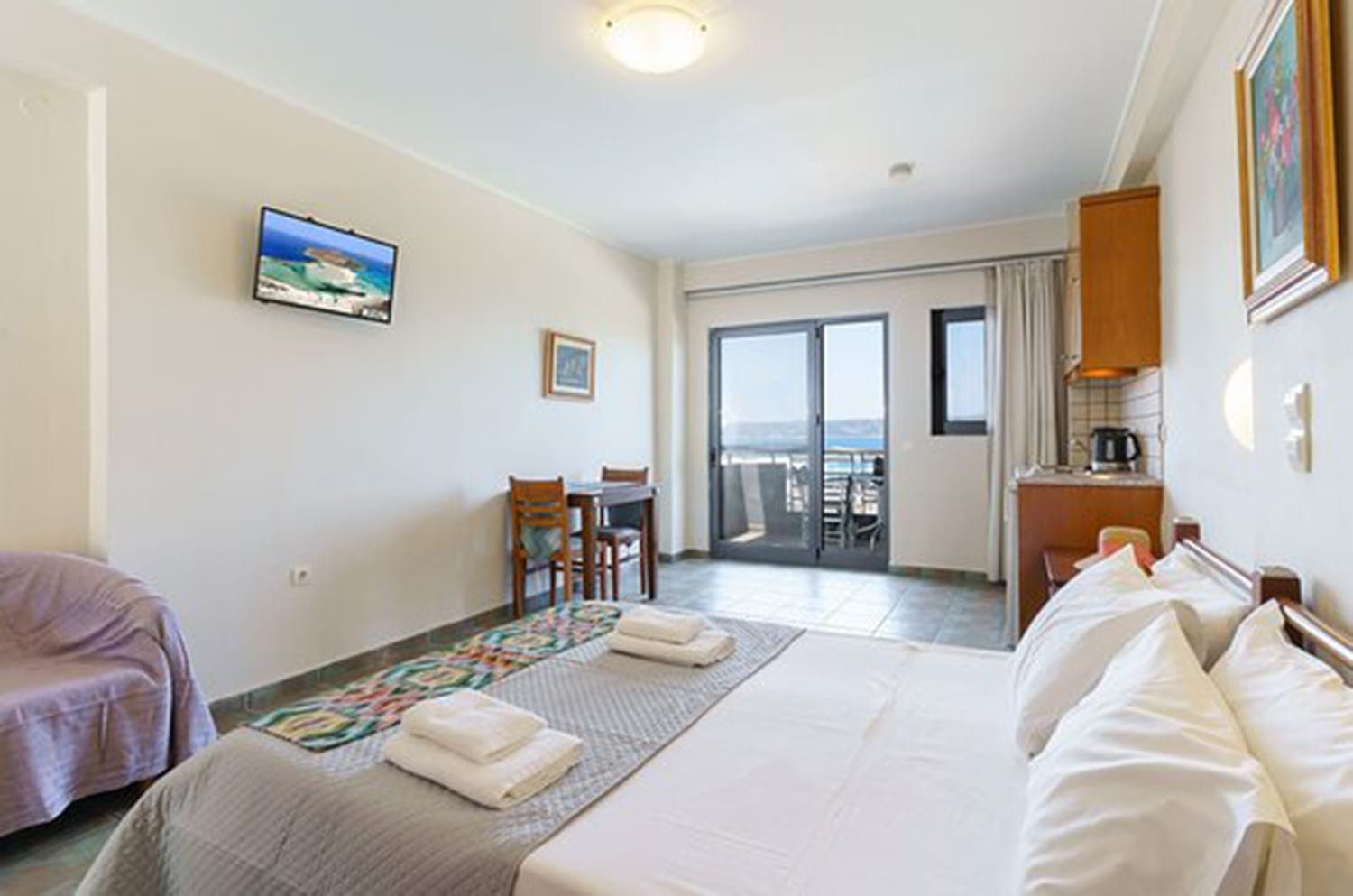 room-types-ANDROS4ALL-E4-0.jpg