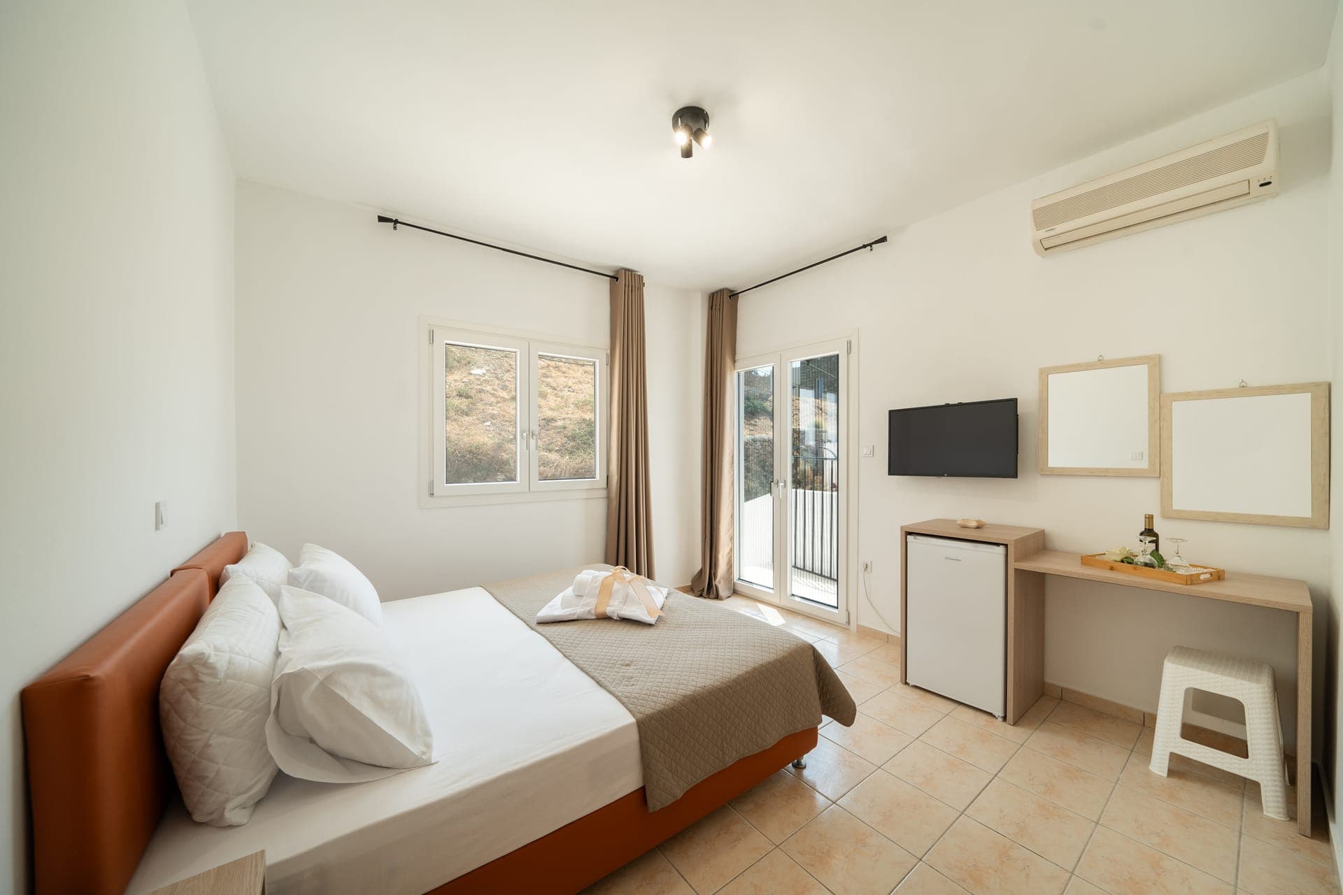 room-types-ANDROSSVH-DEMET-0.jpg