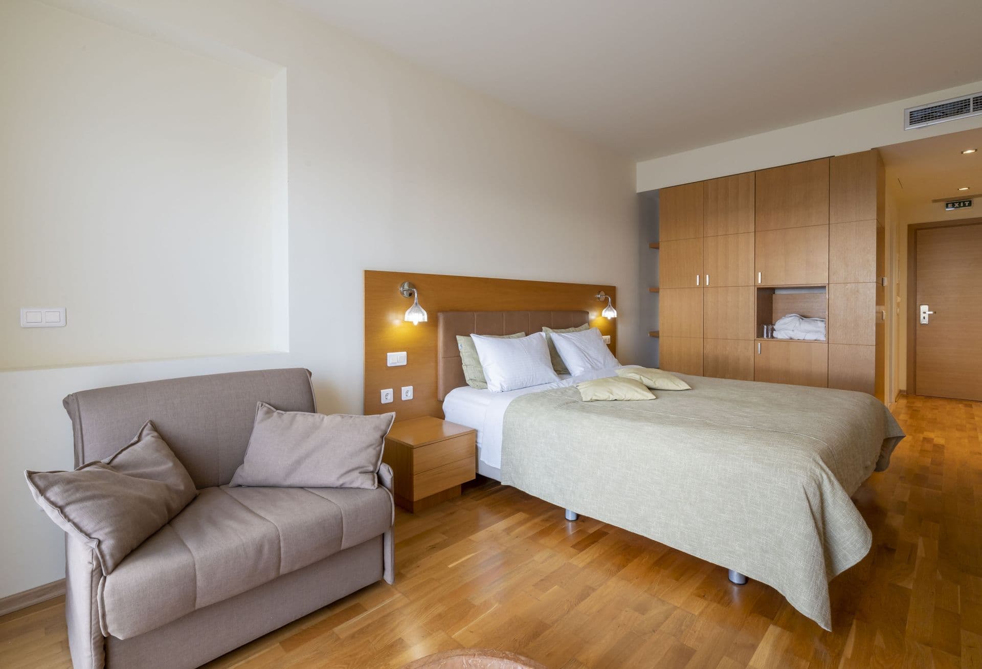 room-types-ANEMOLIA-EXROOM-0.jpg