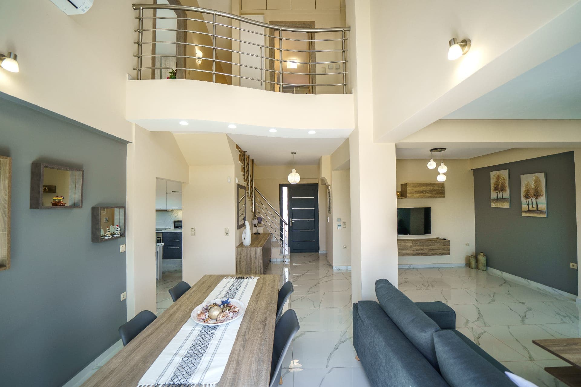 room-types-ANGELINACV-OLIVE-0.jpg