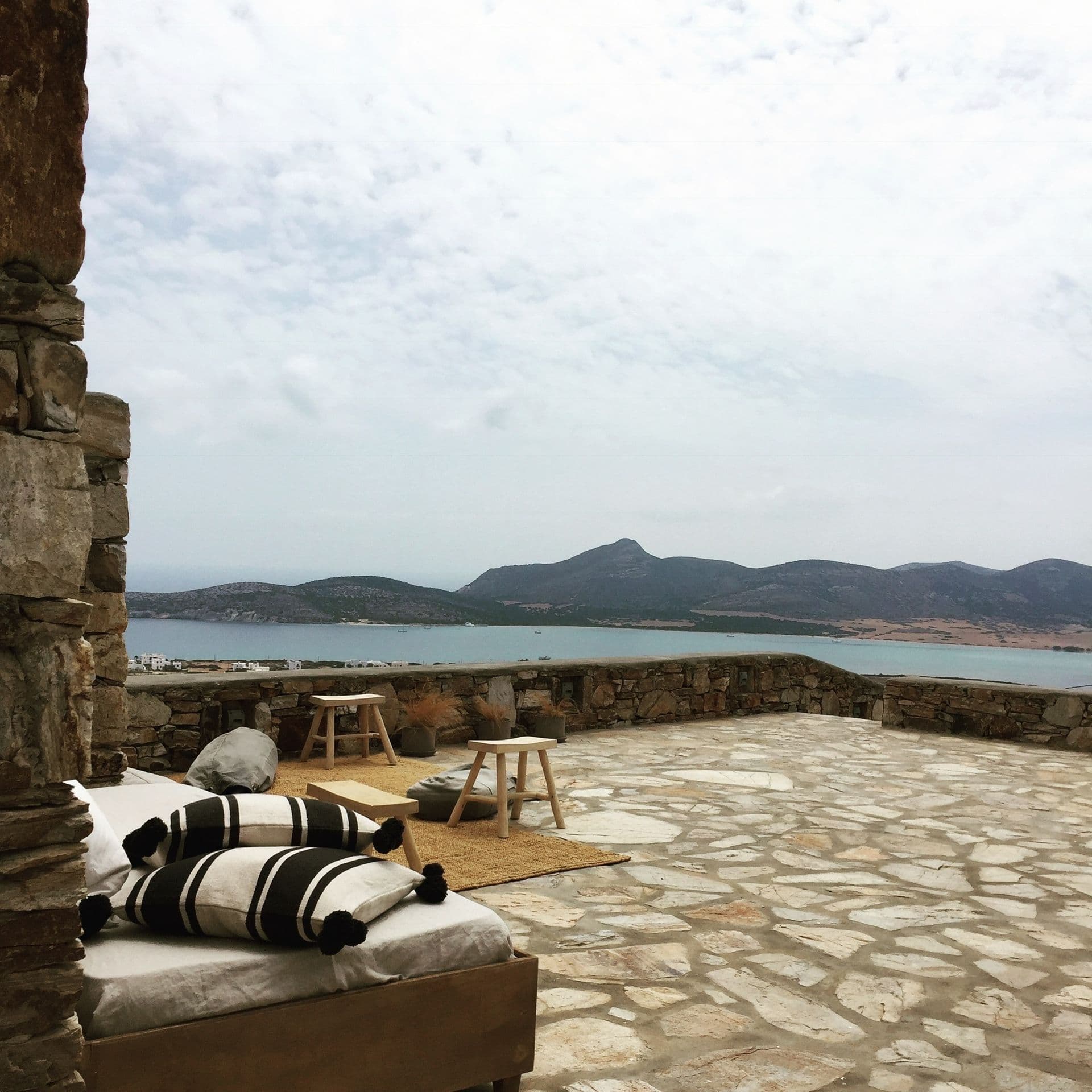 room-types-ANISLAND-TWODET-0.jpg