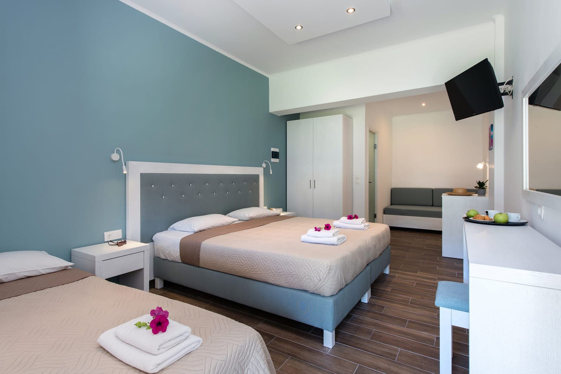 room-types-ANITAHOTEL-TRIPLE-0.jpg