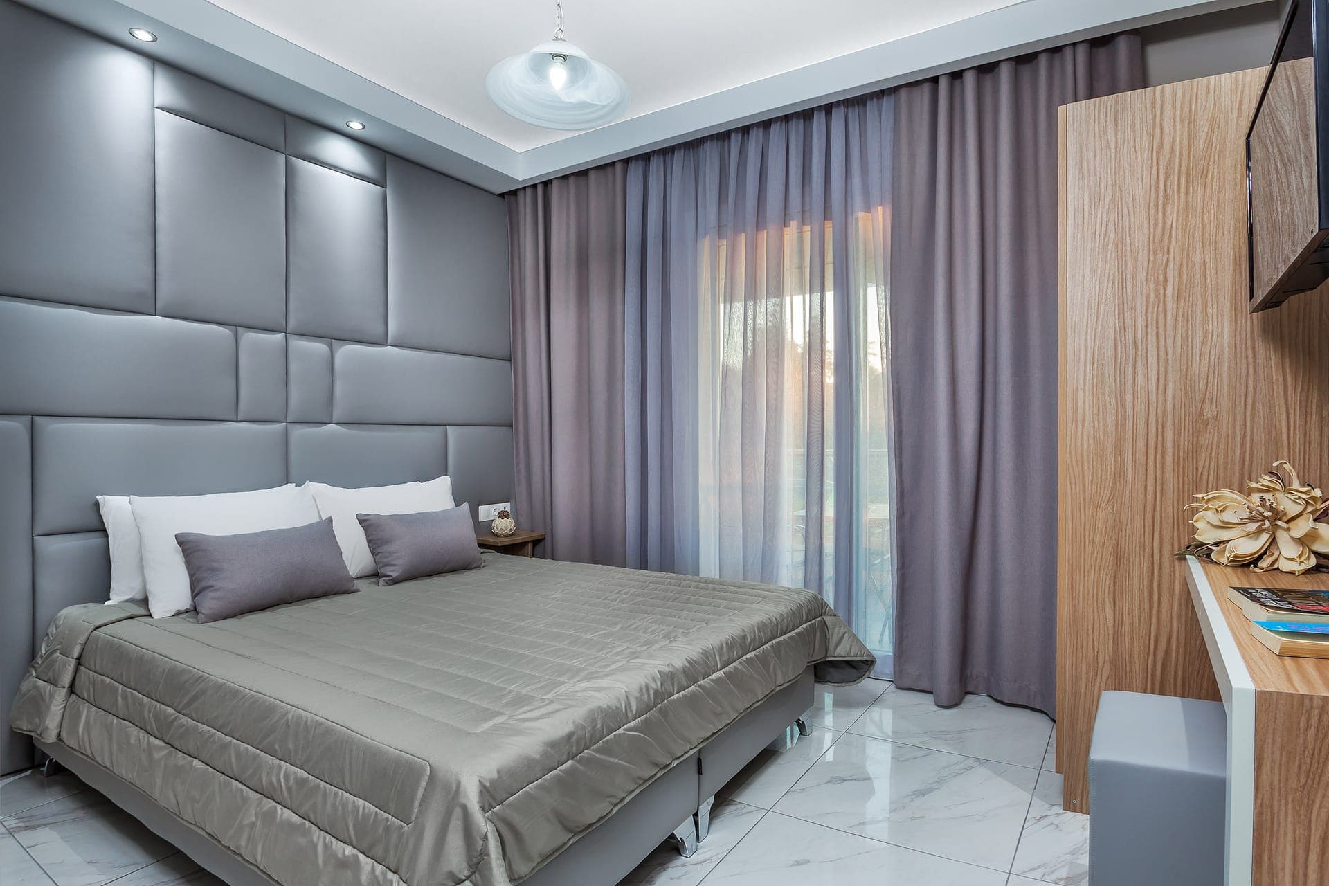 room-types-ANNAHOT-F2B-0.jpg