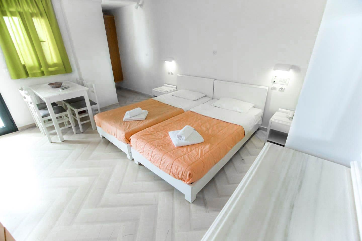 room-types-ANNAMARIA-ECONM-0.jpg