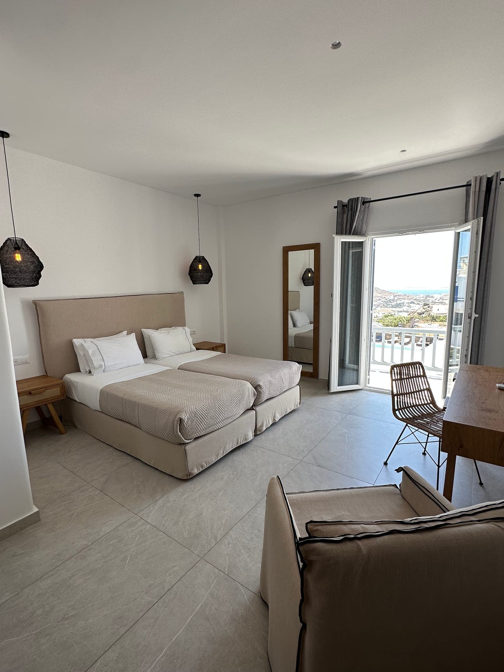 room-types-ANNAMARIAS-DBL-0.jpg