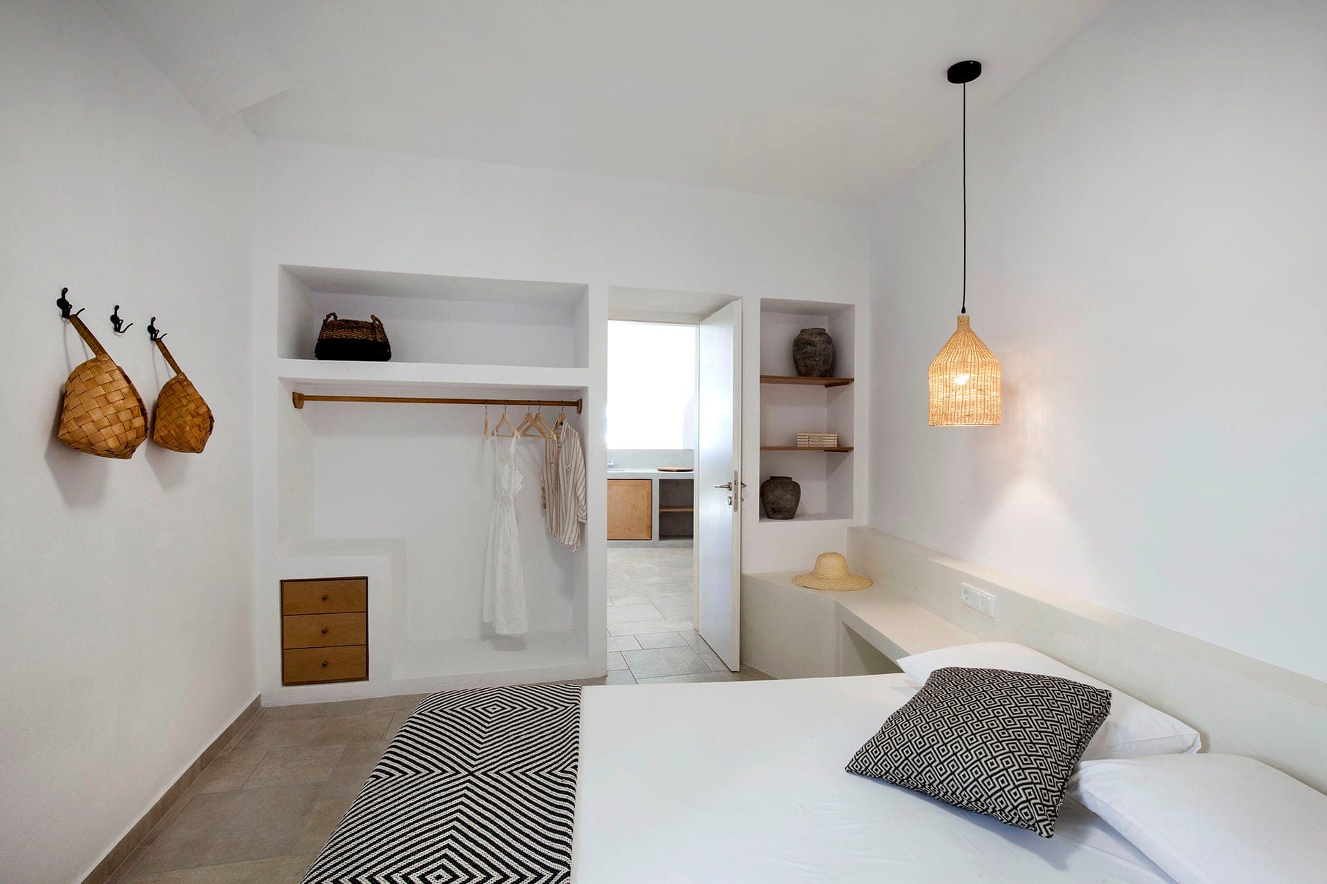 room-types-ANTAMOMA-APRTGR-0.jpg