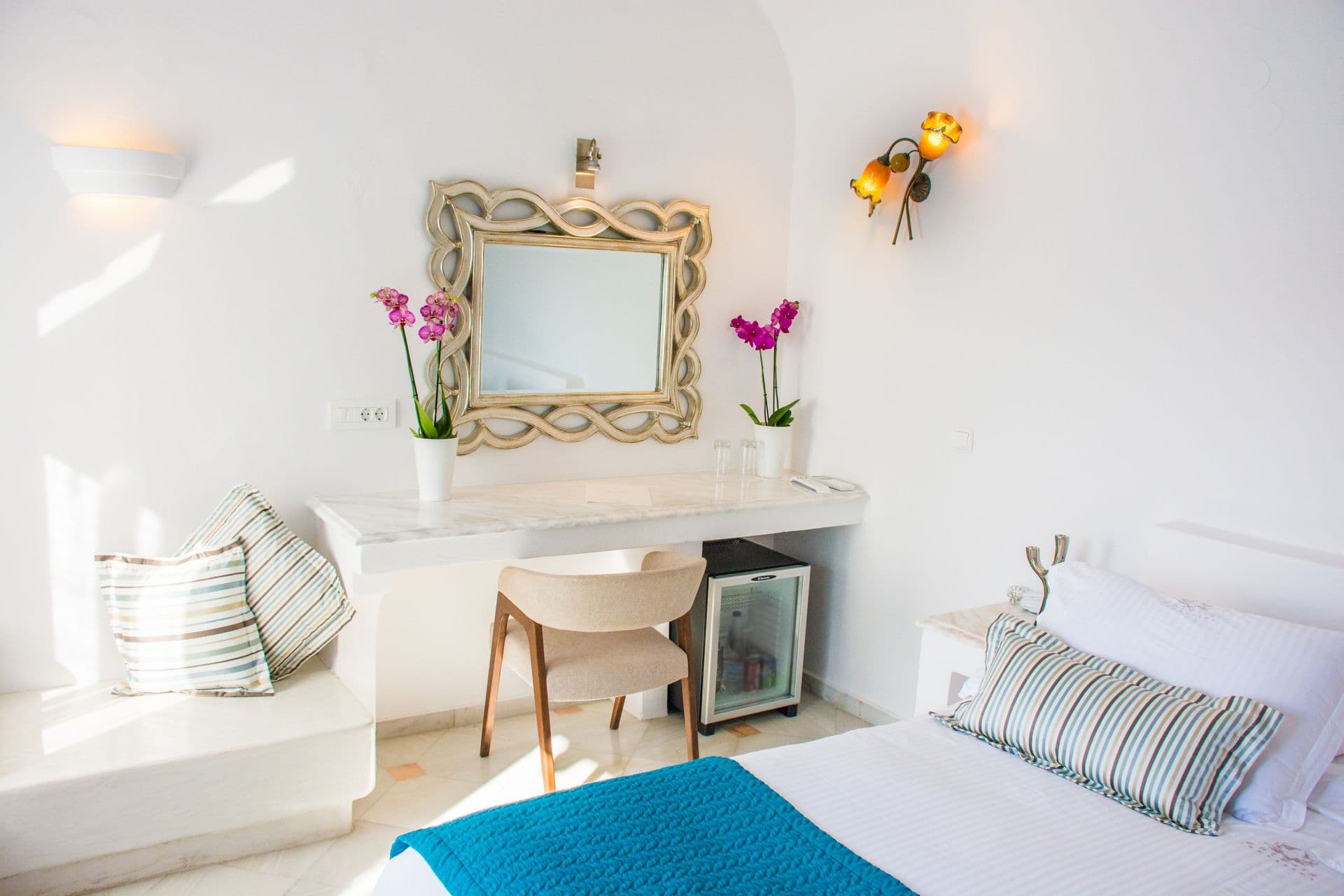 room-types-ANTELIZ-DBL-0.jpg