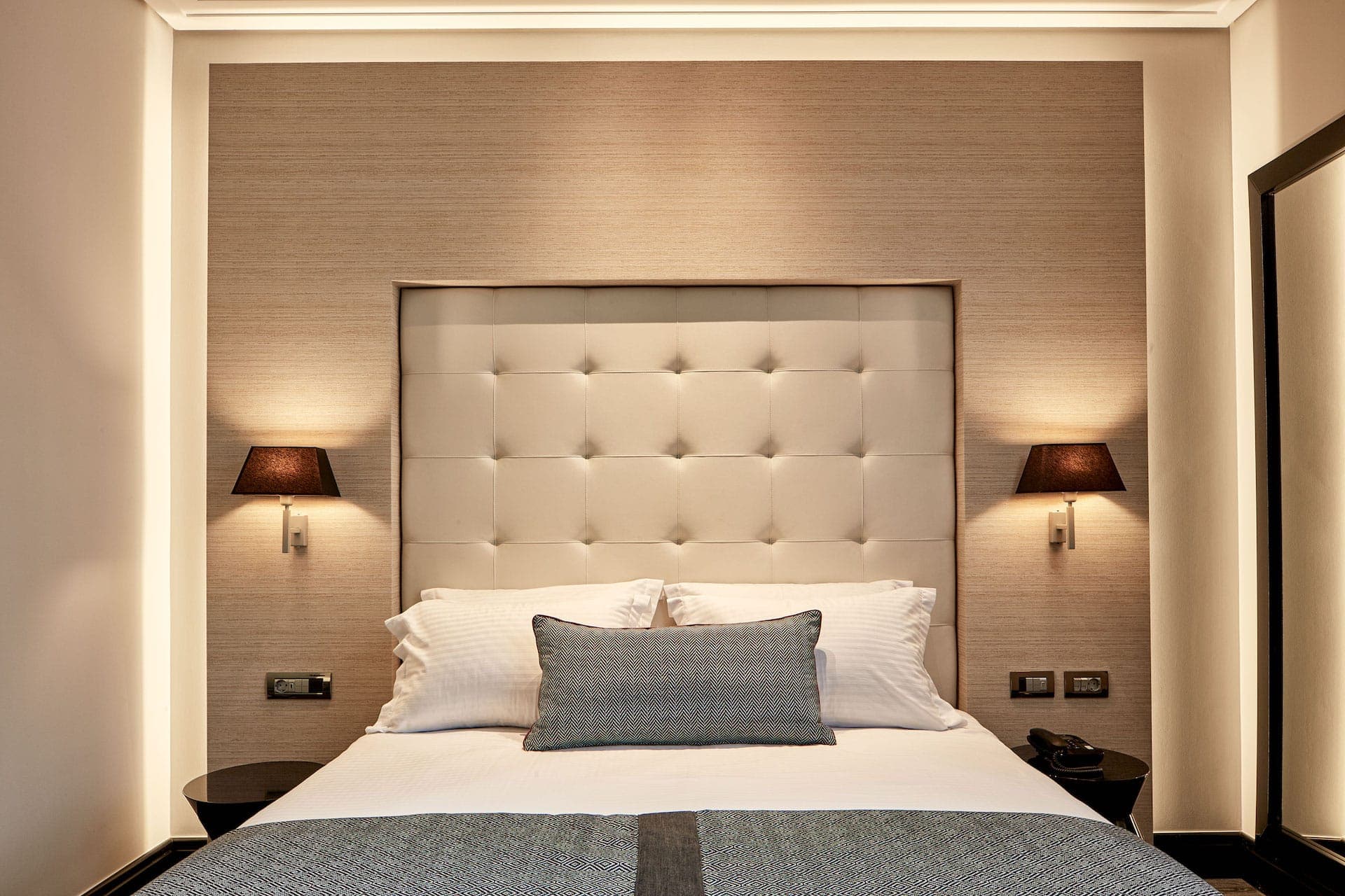 room-types-ANTIGINTH-BUD-0.jpg
