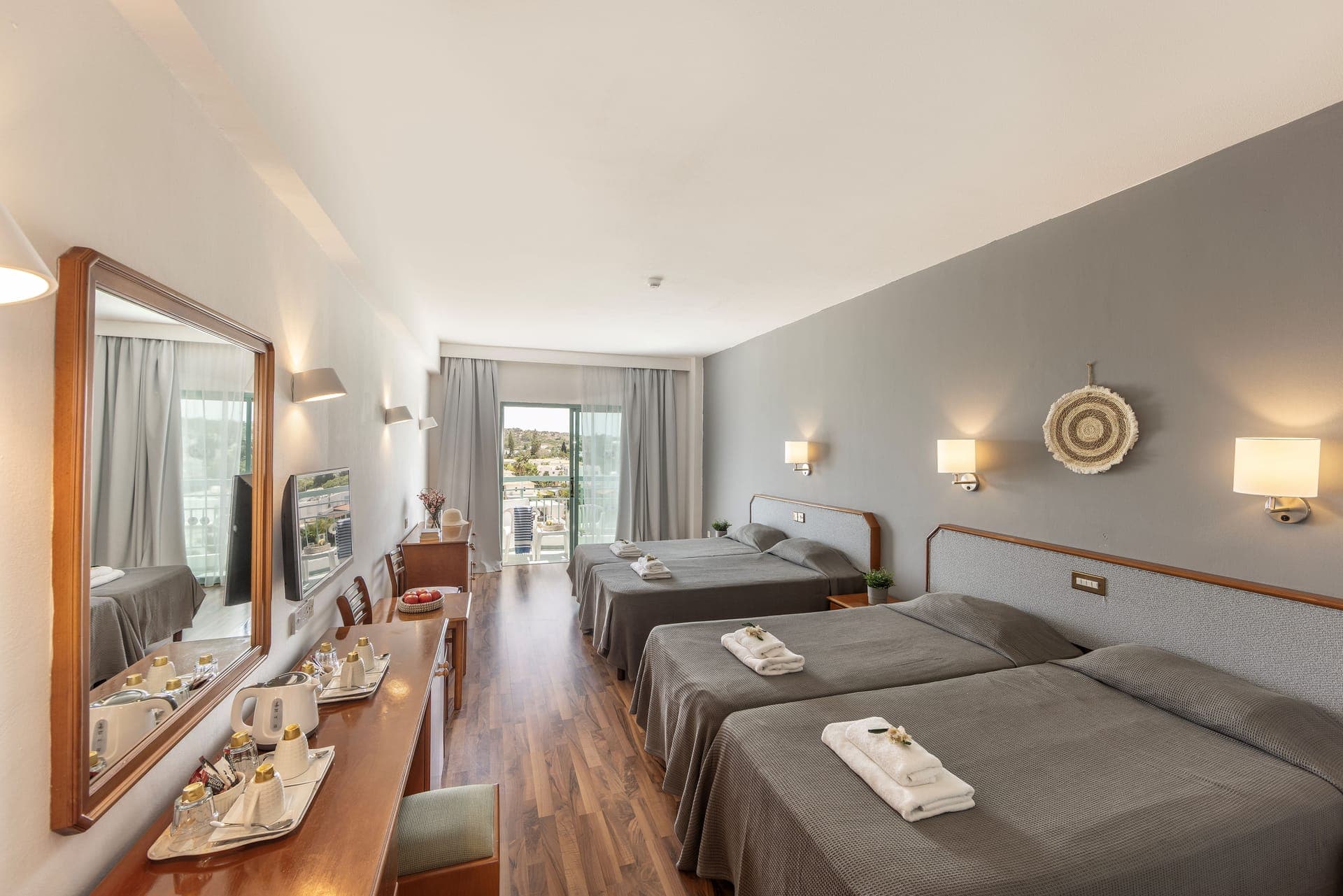 room-types-ANTIGONHTL-FLV-0.jpg