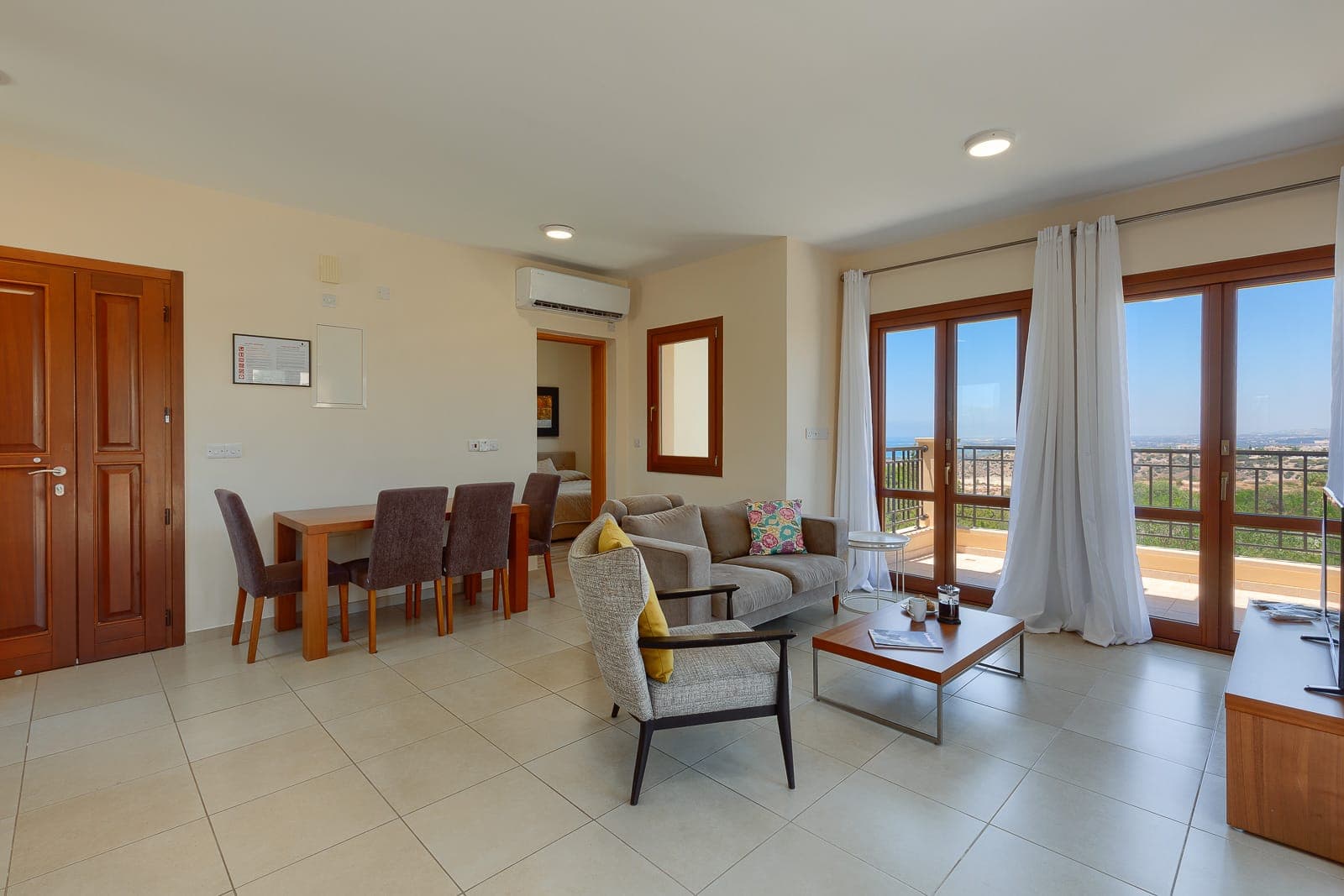 room-types-APARTMENTS-AB12-0.jpg