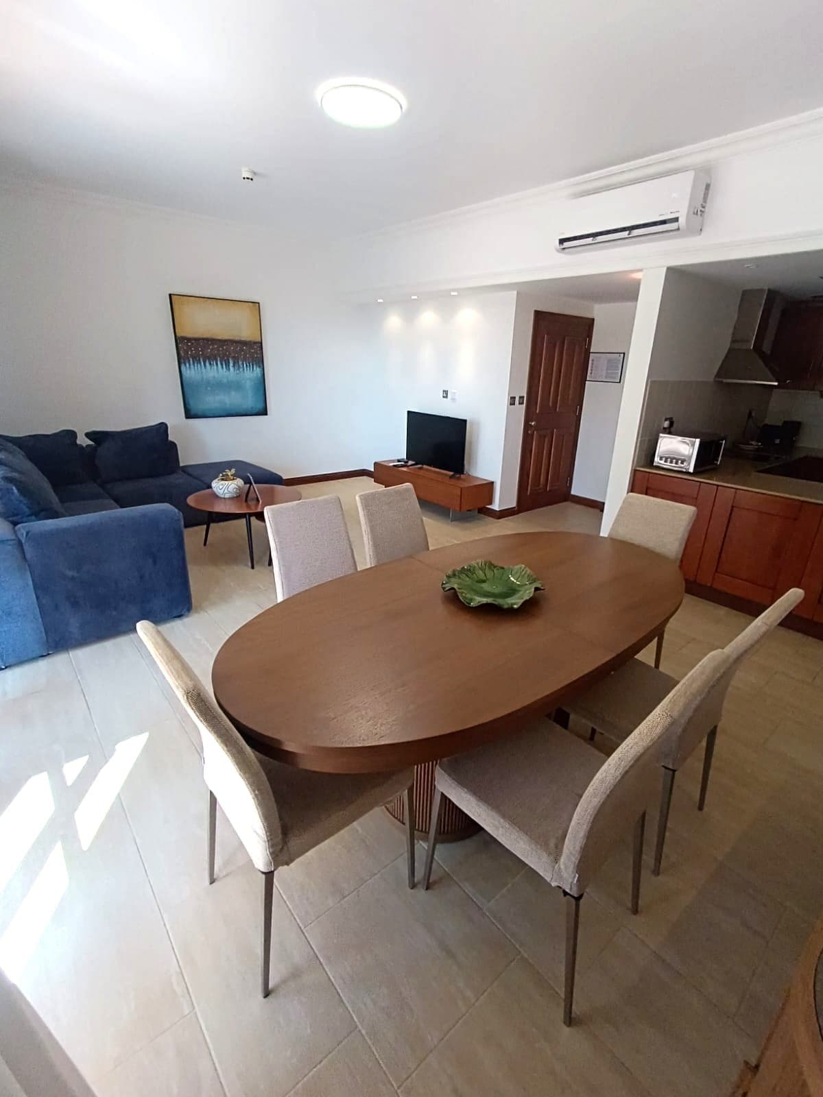 room-types-APARTMENTS-AHH02-0.jpg
