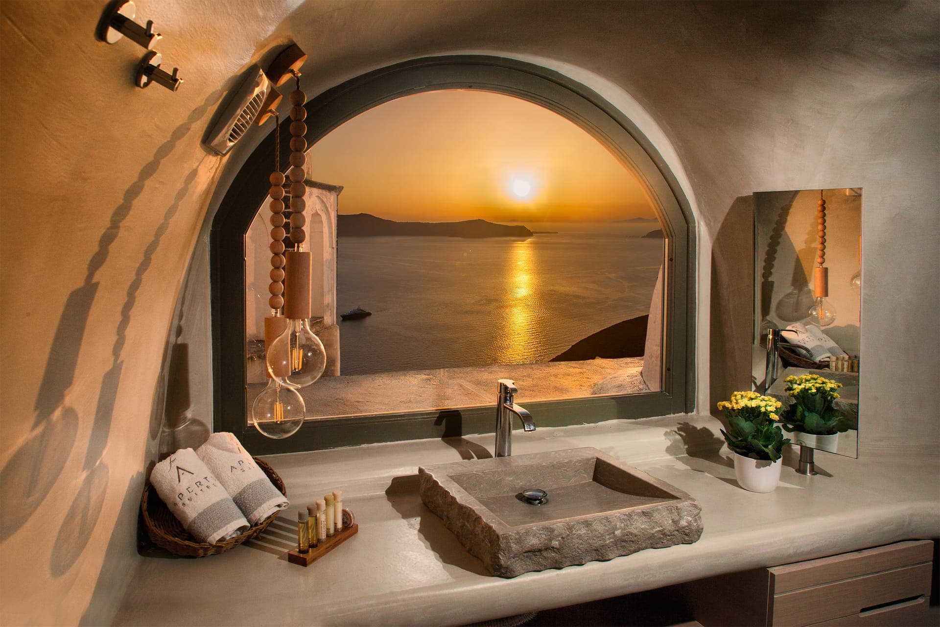 room-types-APERTO-HONEY-0.jpg