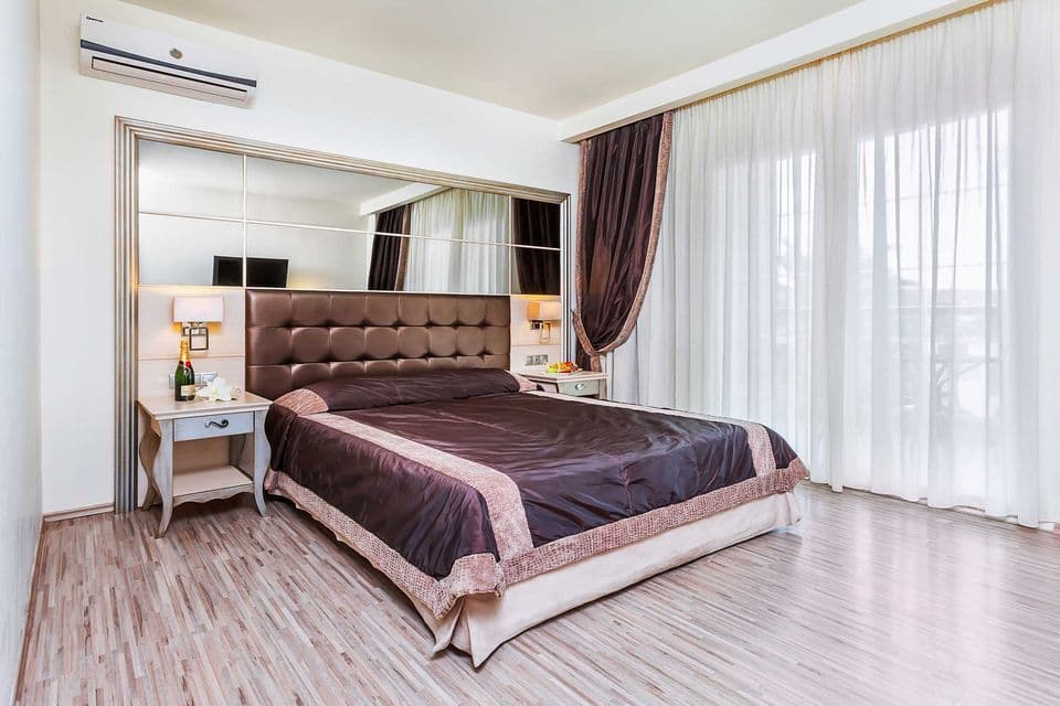 room-types-APOLAMARE-FSG-0.jpg